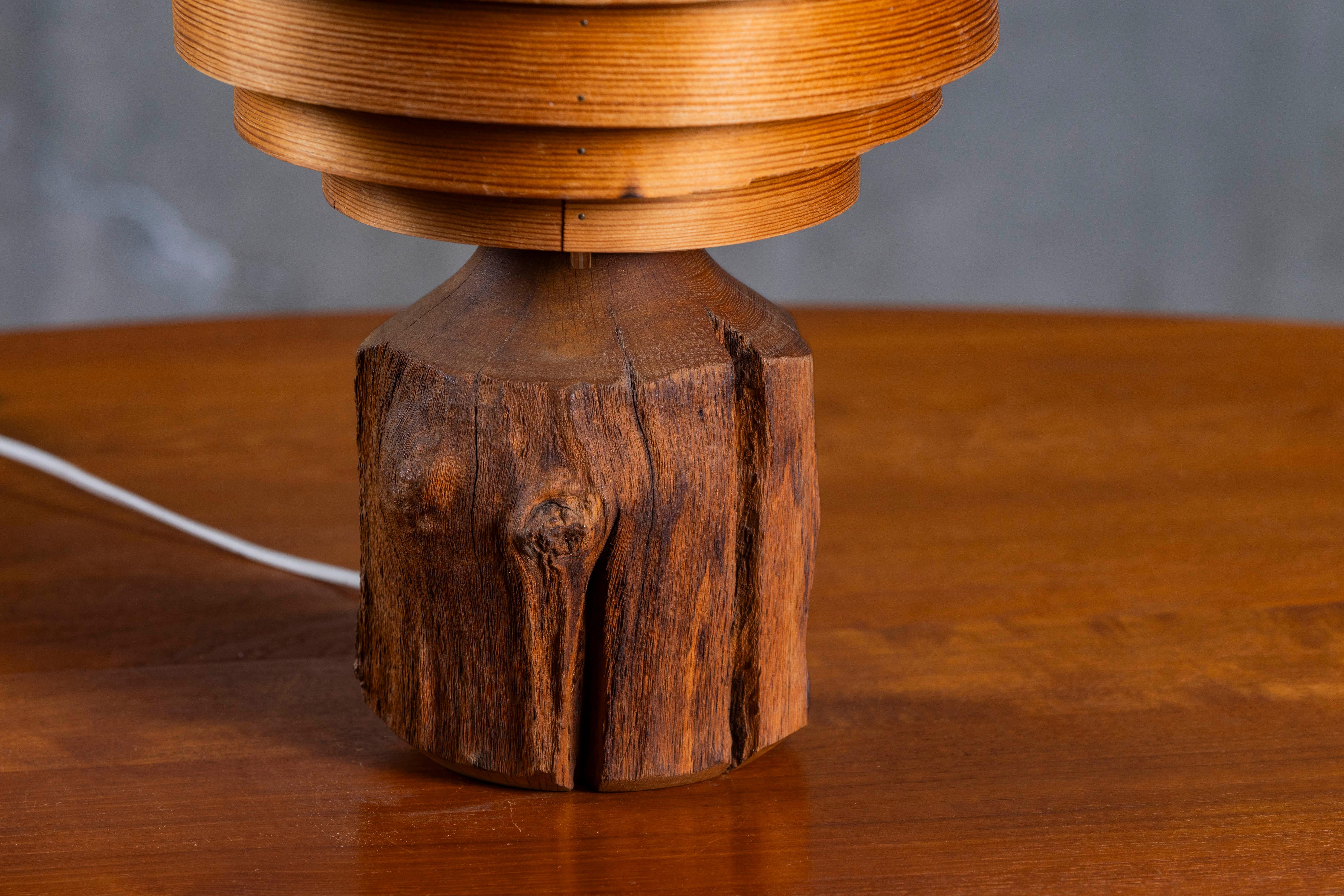 Danish bentwood table lamp on wooden base, 1950's