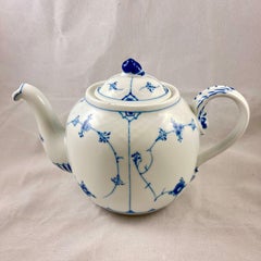 Danish Bing & Grondahl Musselmalet Porcelain Teapot