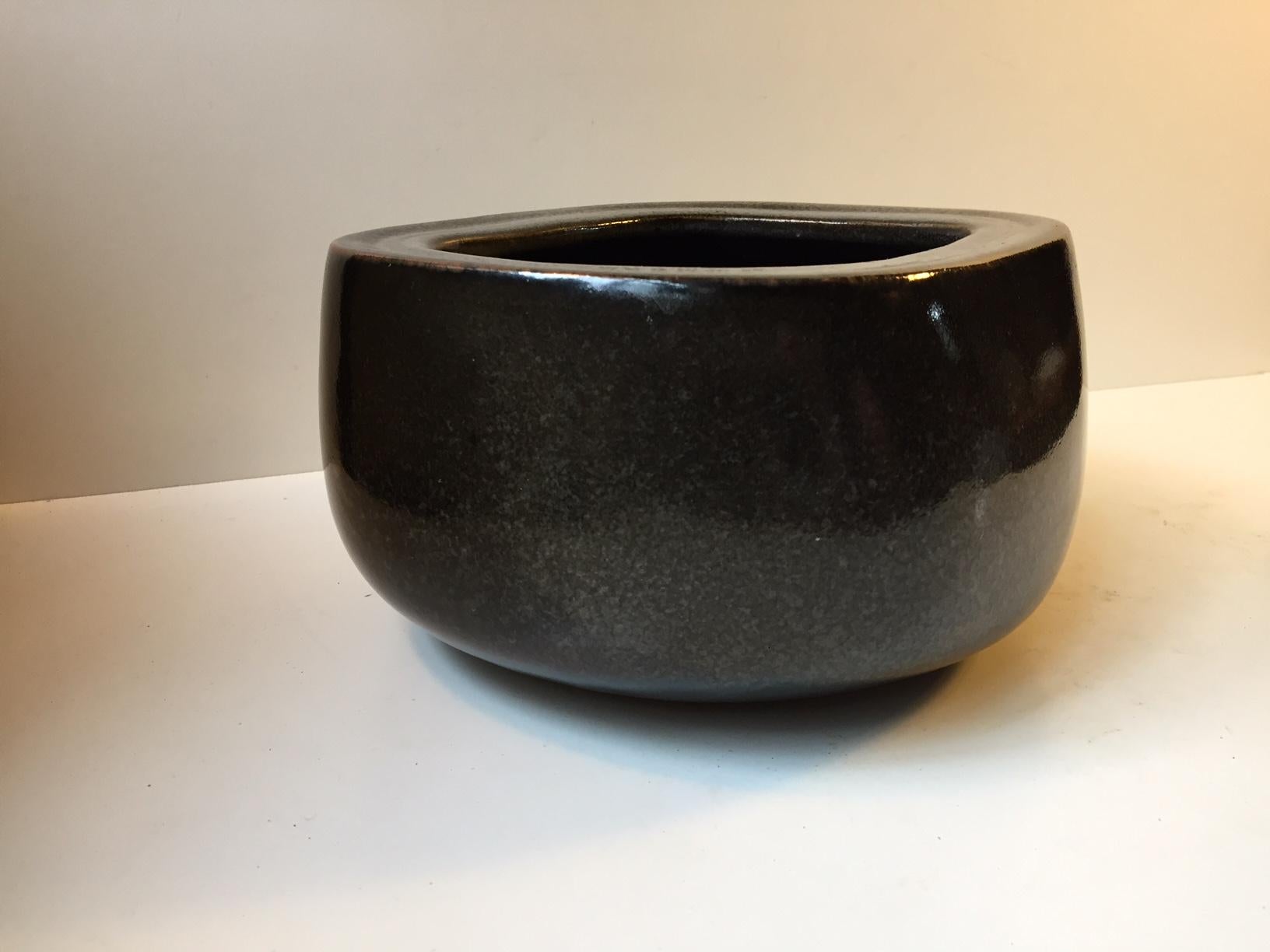 Danish Black Stoneware Bowl by Eva Stæhr Nielsen for Royal Copenhagen, 1970s 1