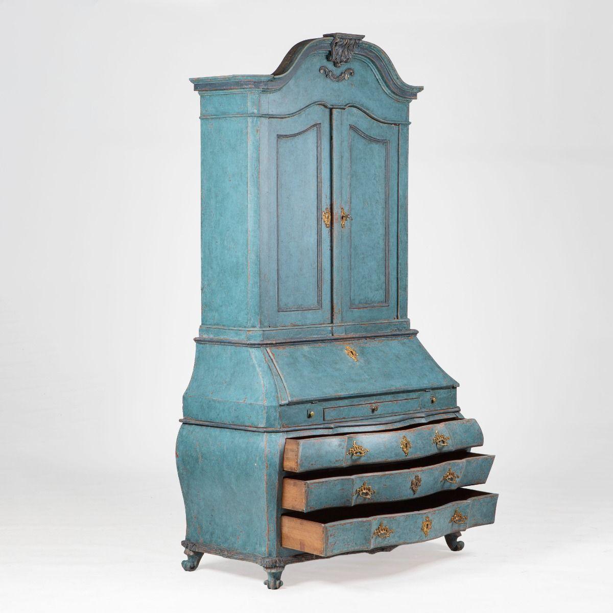 Dänischer blau bemalter Rokoko-Sekretärschreibtisch in der Art von Mathias Ortmann (Vergoldet) im Angebot