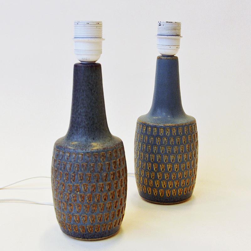 Handmade Danish Modern ceramic tablelamps model 3001 by designer Einar Johansen for Søholm Keramik (pottery) in Bornholm, Denmark 1970s. Beautifully glazed blue brown colors with pinecone /pineapple patterns on the surface. Nice colormix of medium
