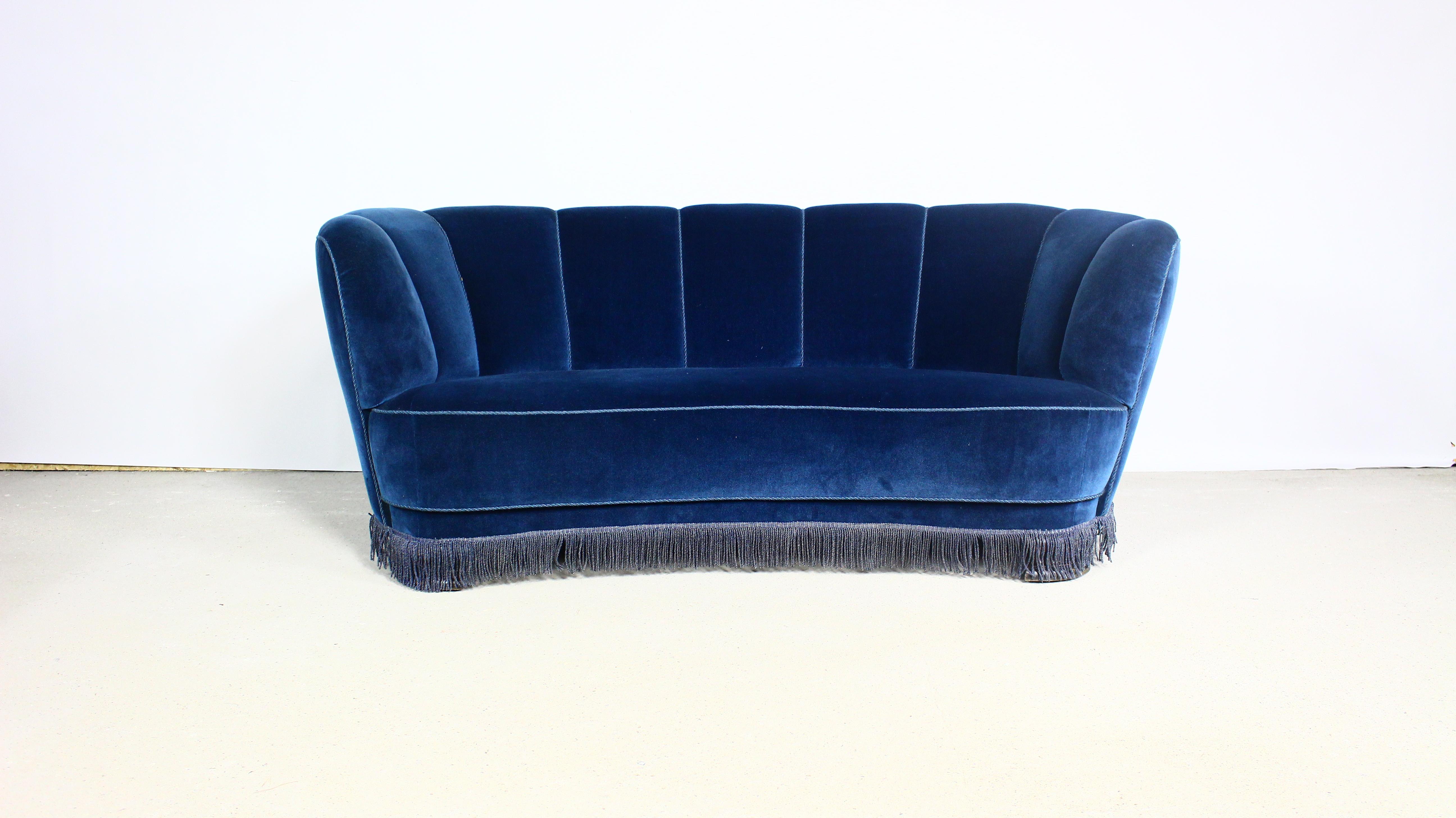 Mid-Century Modern Danish Blue Velvet Banana Sofa, 1940s For Sale