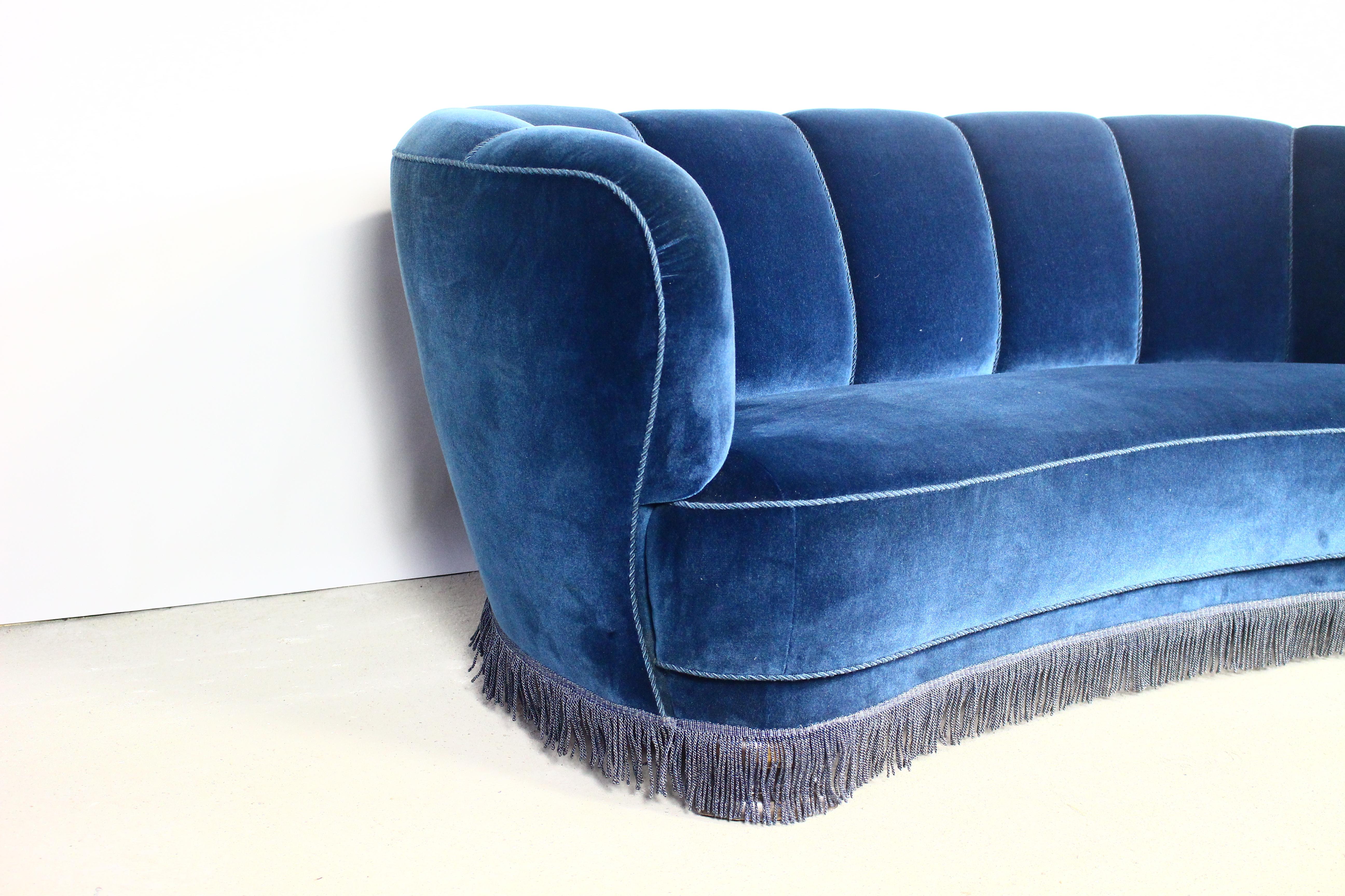 20th Century Danish Blue Velvet Banana Sofa, 1940s For Sale