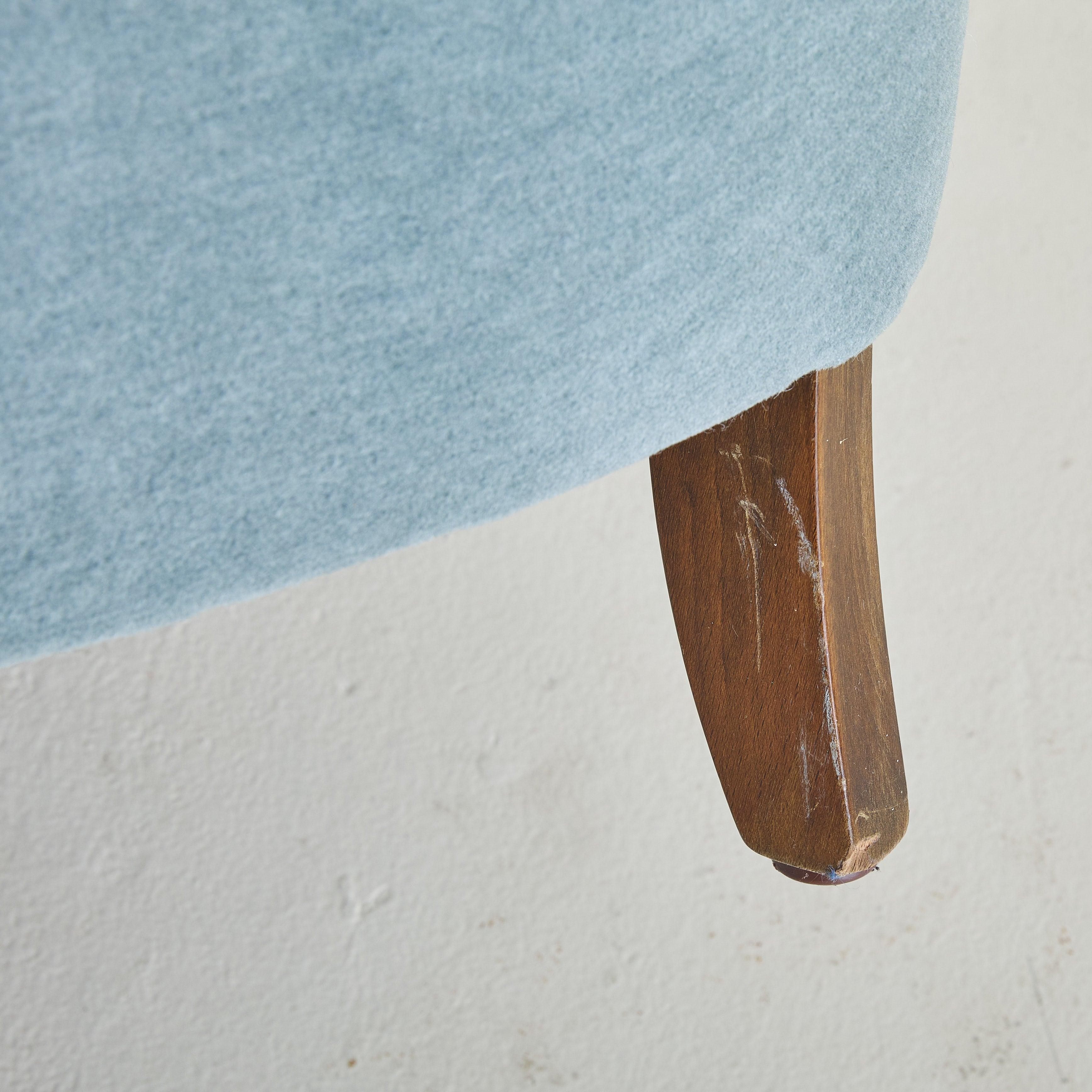 Danish Blue Velvet Wingback Armchair, 1960s For Sale 3