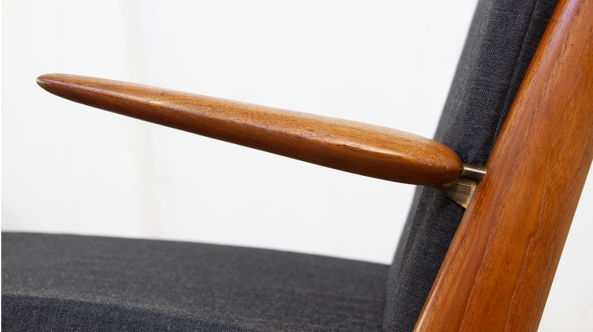 Danish Boomerang armchair Model FD134 by Peter Hvidt & Orla Mølgaard Nielsen For Sale 1