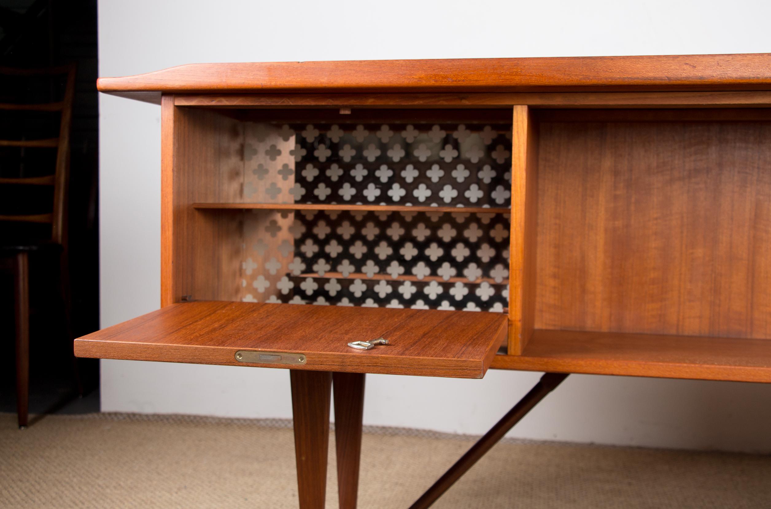 Danish Boomerang Desk in Teak and Brass by Peter Løvig Nielsen for Løvig, 1970 12