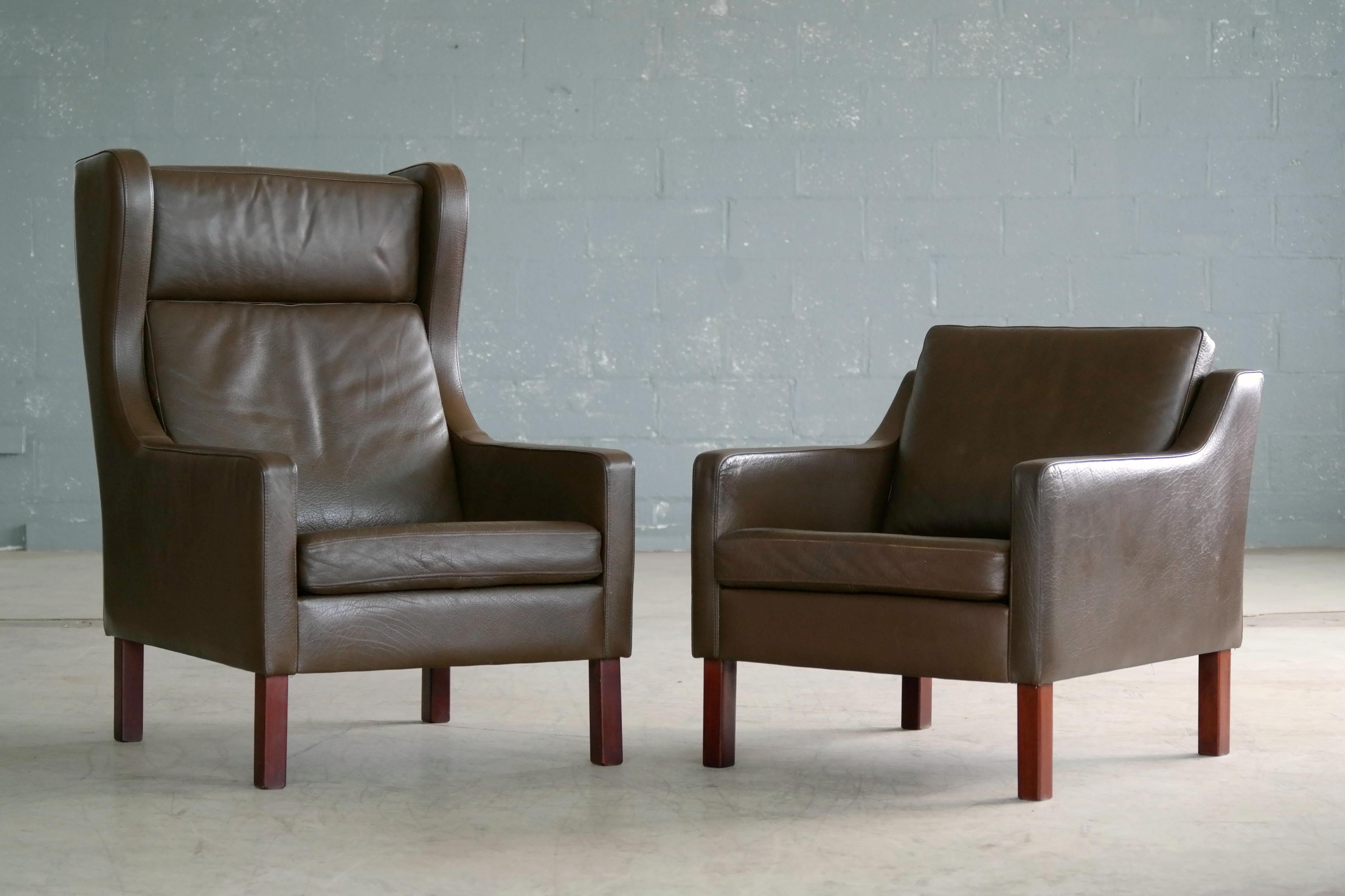 Mogen Hansen produced version of Børge Mogensen's famous lounge chair model 2421 one of the most elegant Classic mid-century Danish lounge chairs ever made. A design that will just never go out of style. Luxurious top grain buffalo leather in a nice