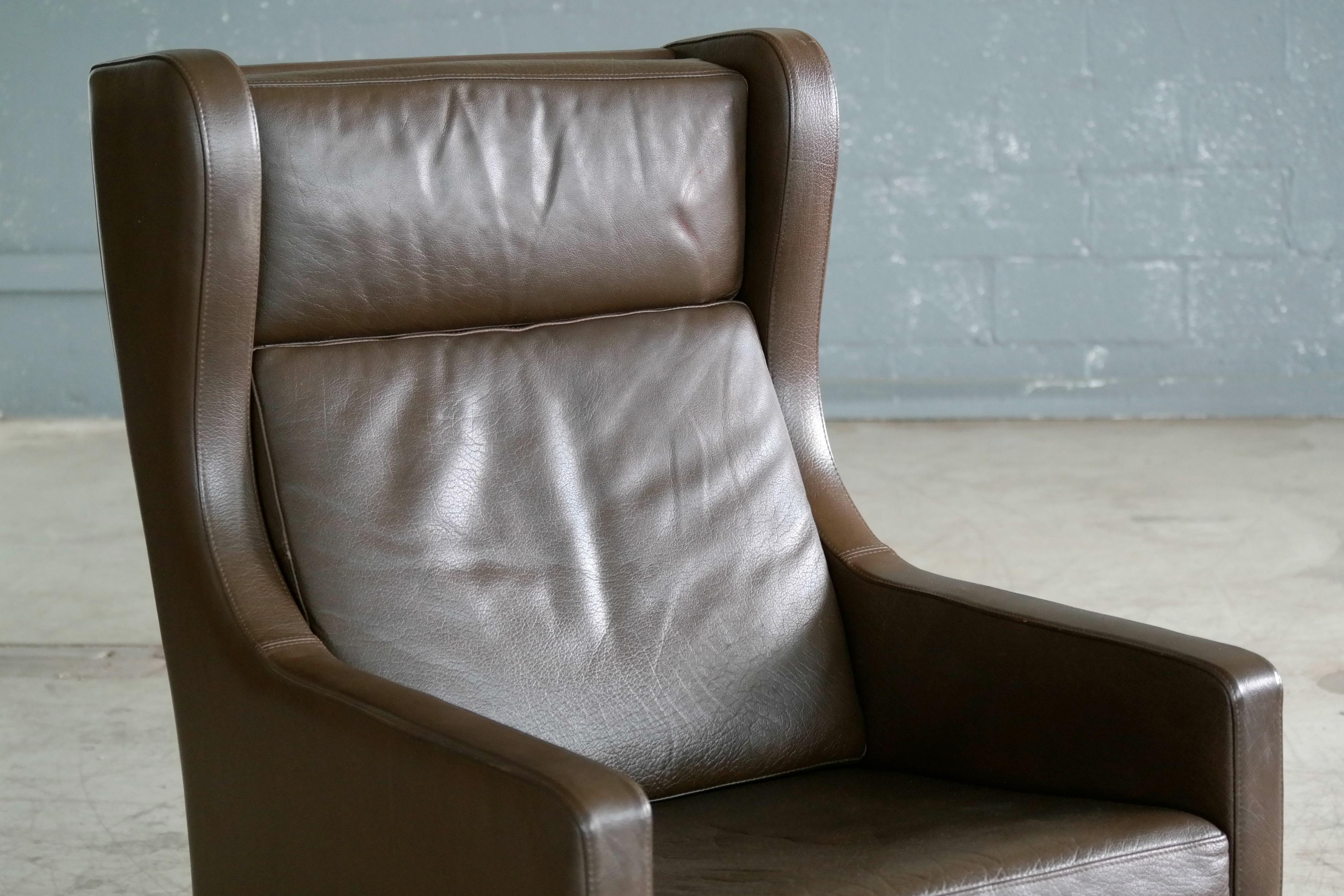 Mid-20th Century Danish Borge Mogensen Style Highback and Lowback in Espresso Buffalo Leather