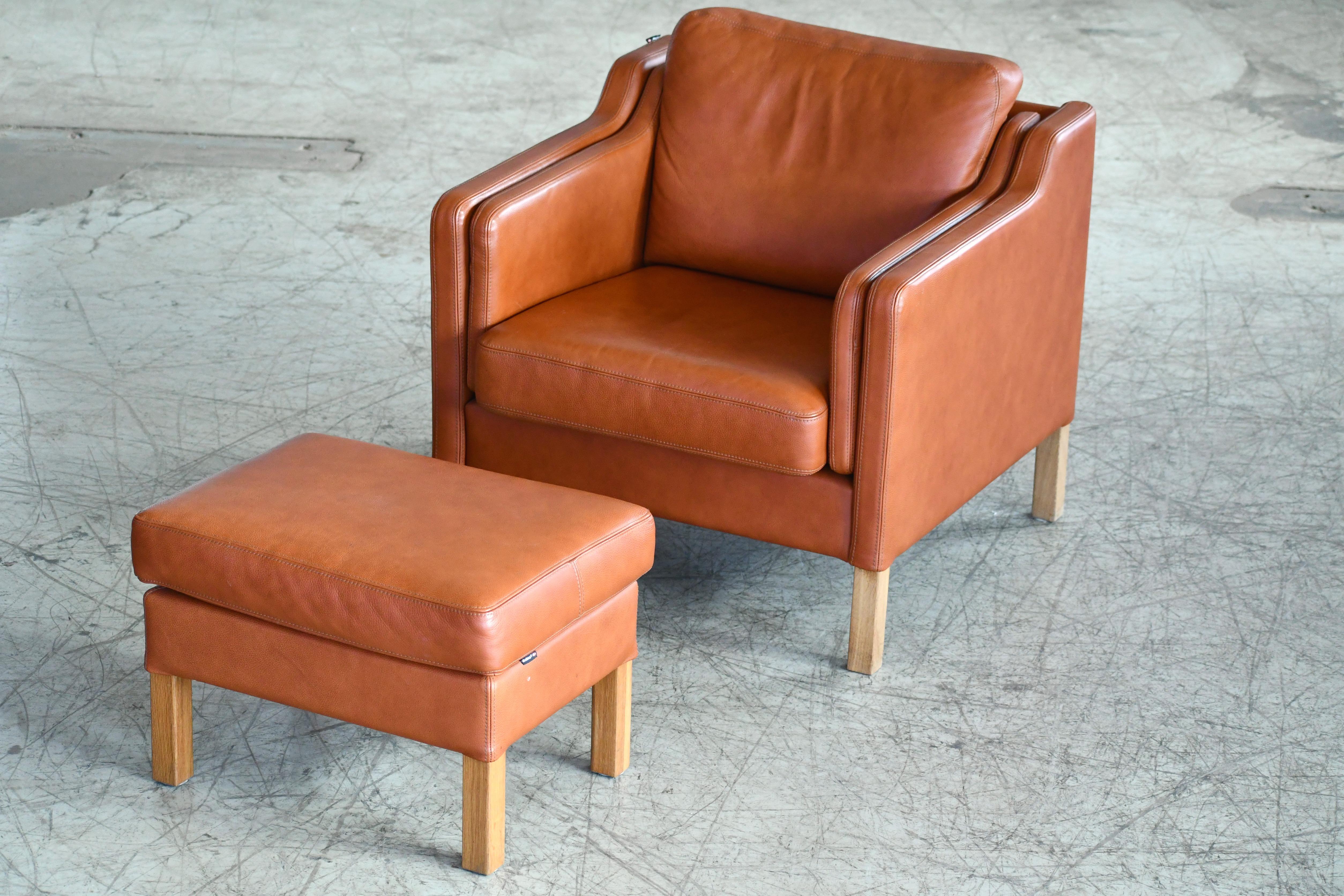 Danish Borge Mogensen Style Model 2421 Cognac Leather Easy Chair and Ottoman In Good Condition In Bridgeport, CT