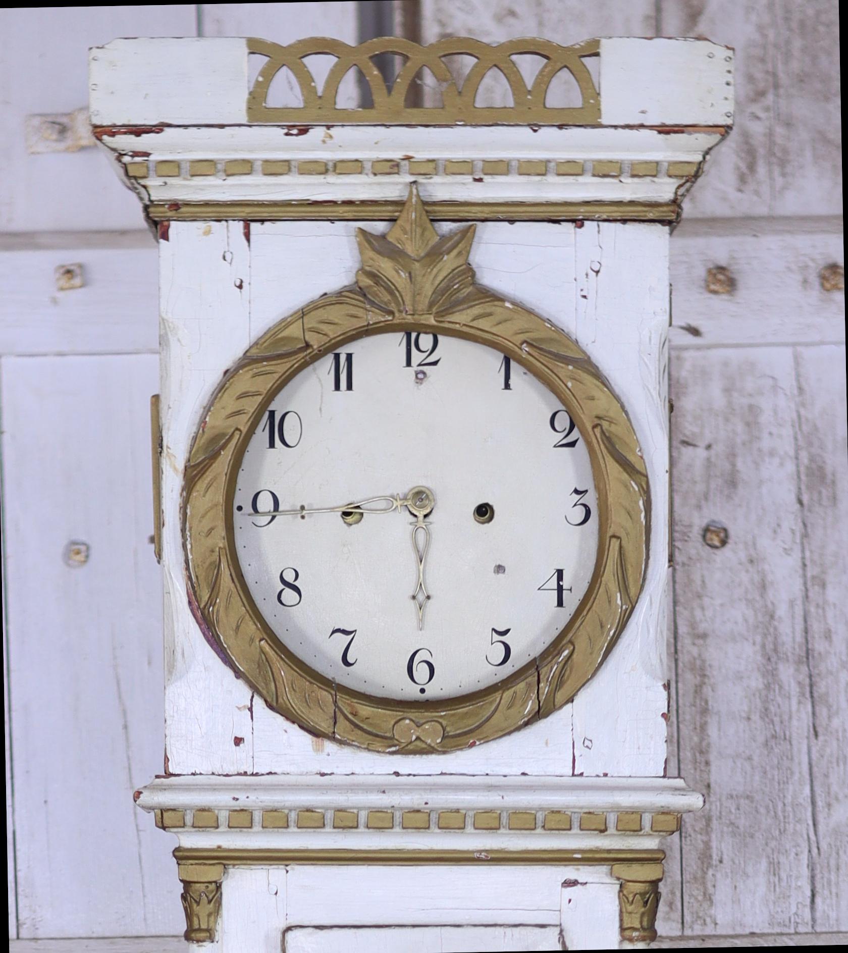 Sometimes we happen upon something very special.

This very early 1800s Danish Bornholm Grandfather clock has been owned by the same family since it was made around 1800-1820. We have a signed letter of provenance from the owner confirming that it