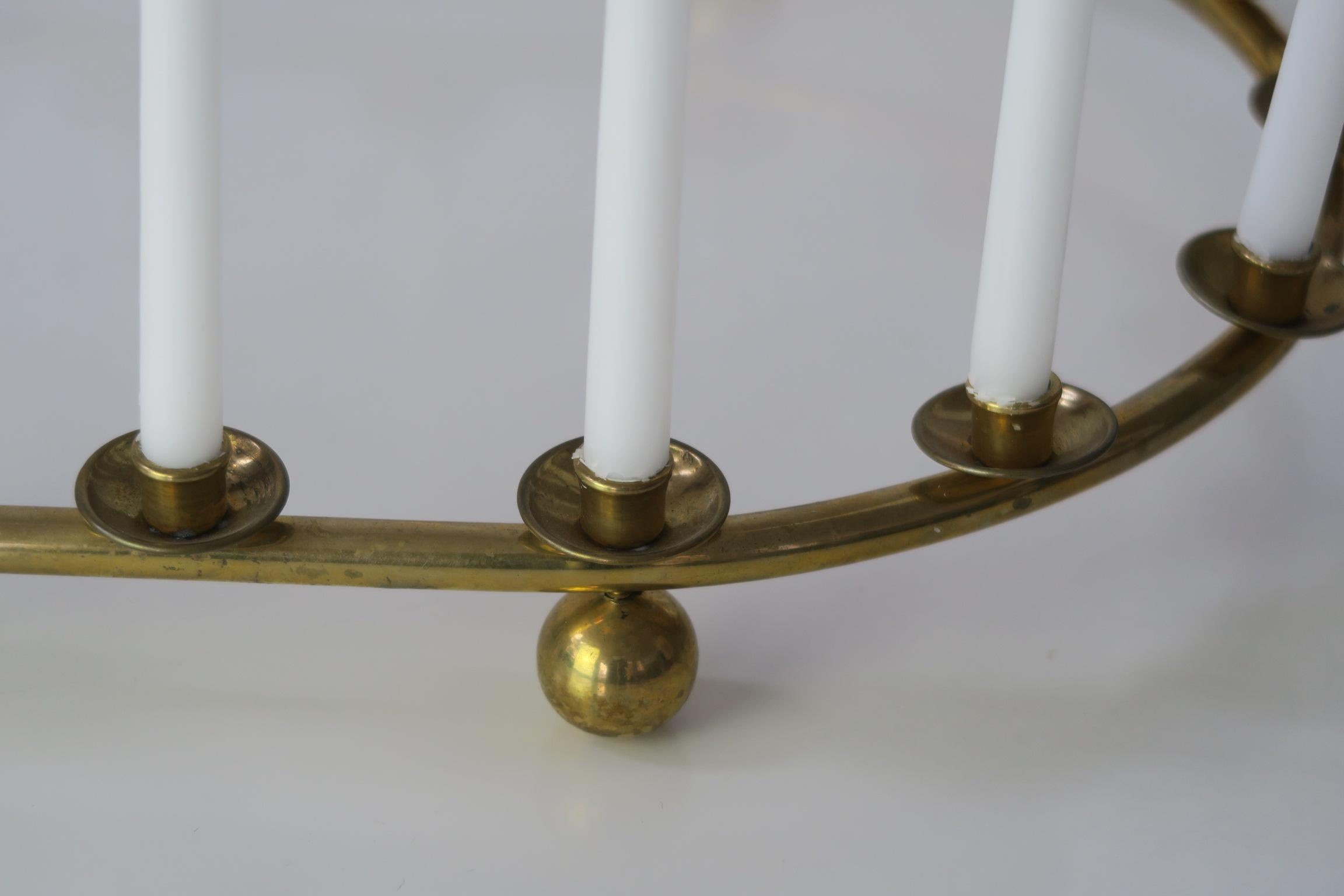 Danish brass candelabra for 24 candles (Dänisch) im Angebot