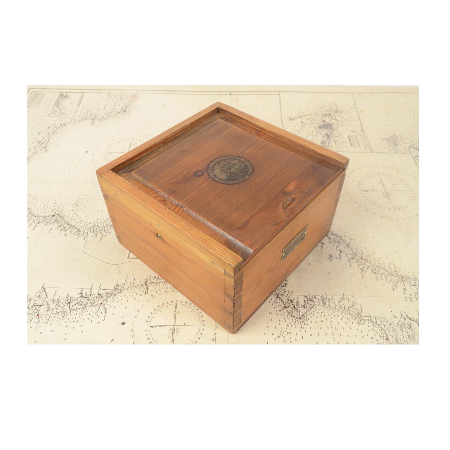1920s-30 Danish Brass Antique Nautical Magnetic Compass  Original Wooden Box 6