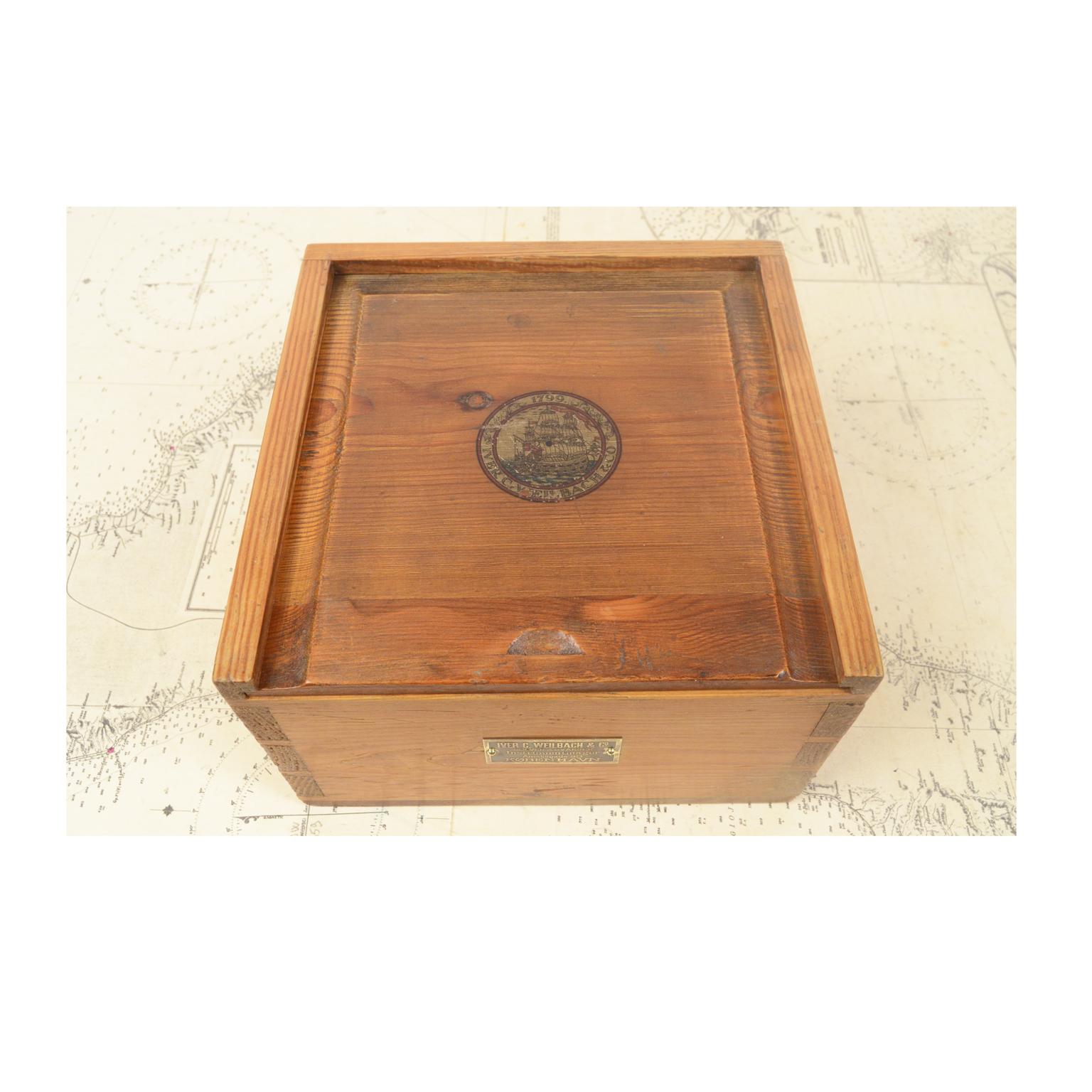 1920s-30 Danish Brass Antique Nautical Magnetic Compass  Original Wooden Box 5