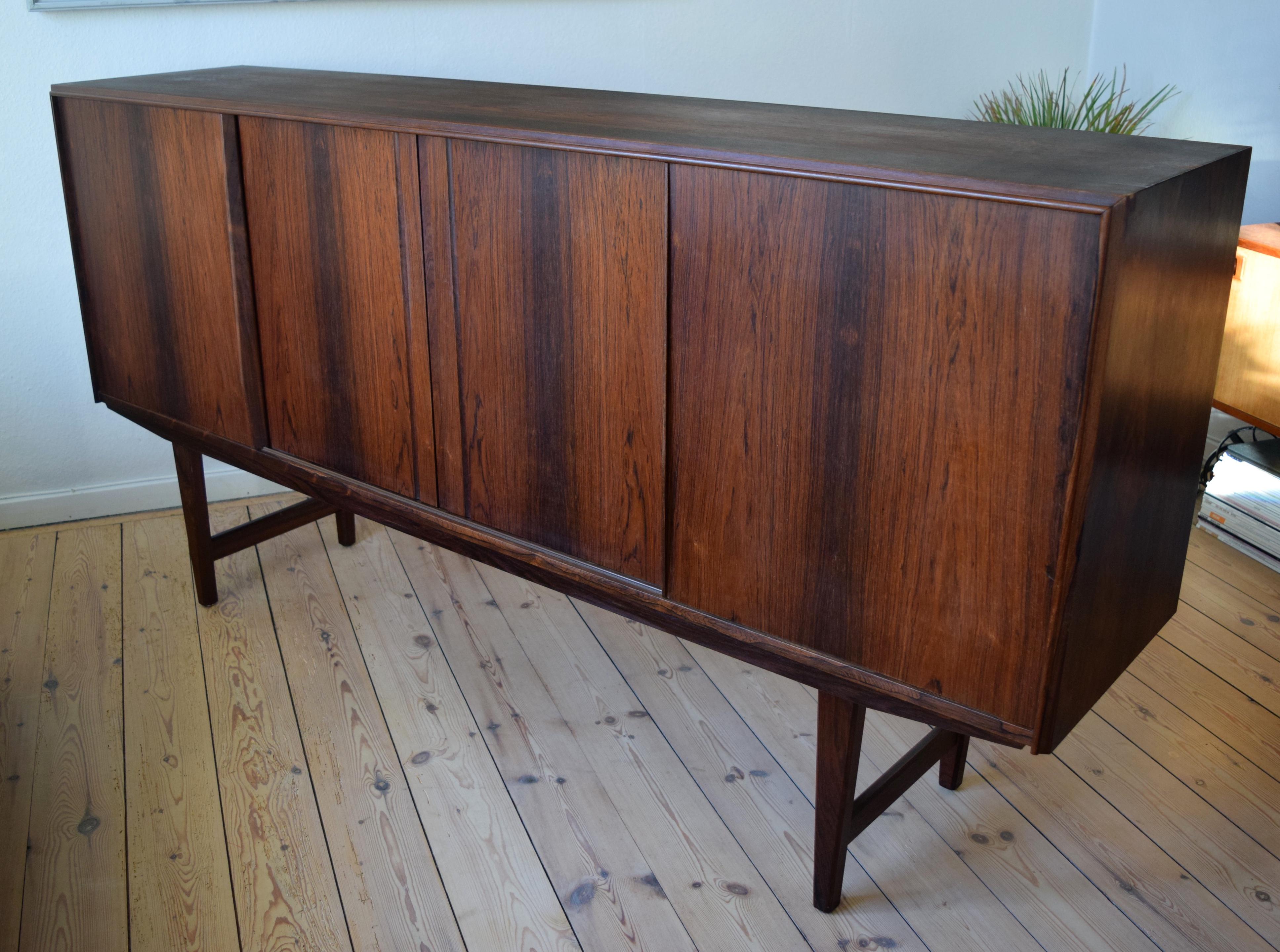 Danish Brazilian Rosewood Sideboard by E.W. Bach for Sejling Skabe, 1960s For Sale 5