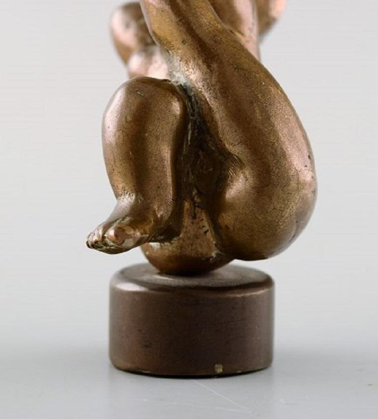 Danish Bronze Sculptor, a Pair of Patinated Bronze Figures, Naked Women In Good Condition For Sale In Copenhagen, DK