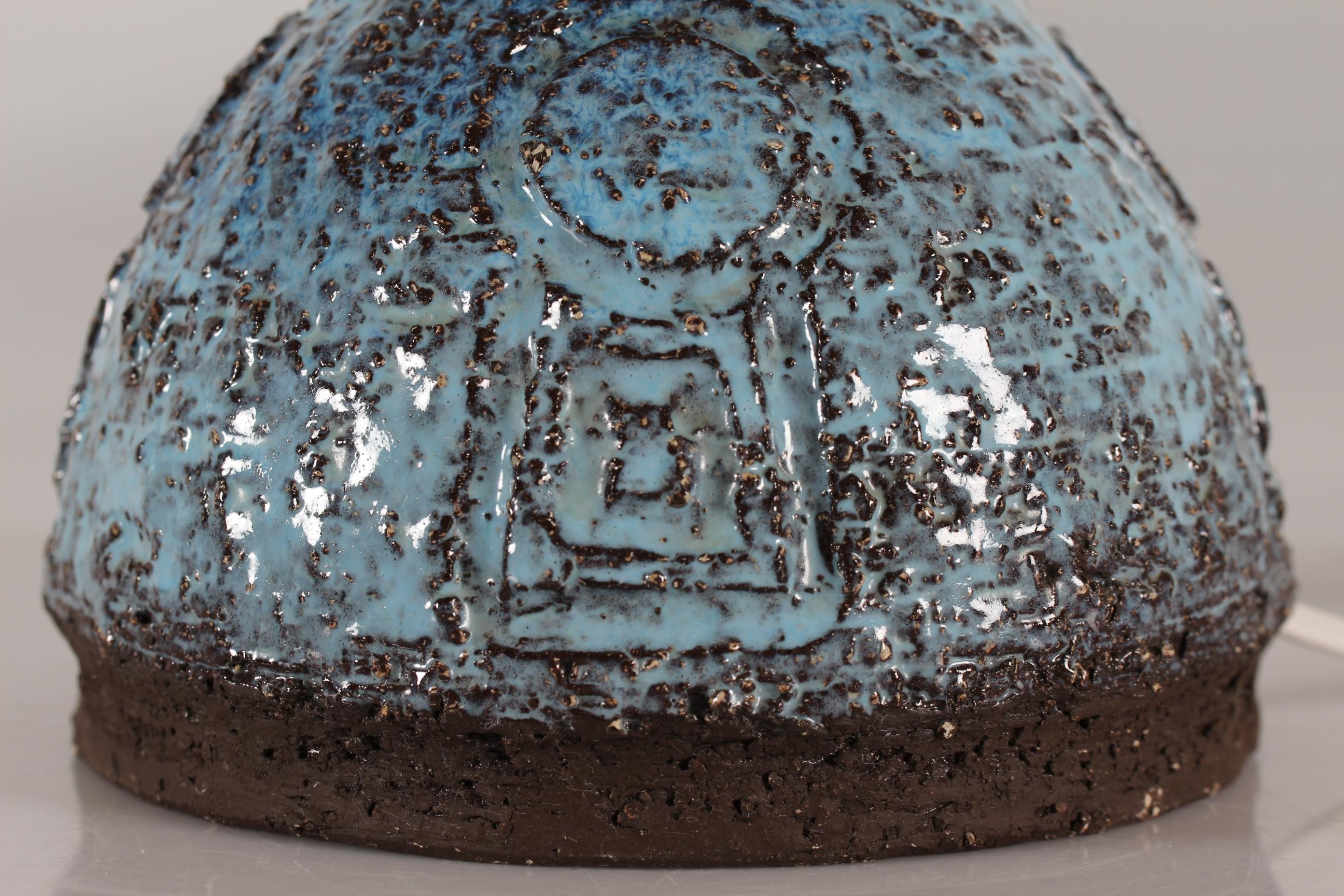 Danish Brutalist Ceramic Table Lamp by Artist Sejer with Blue Glaze Unica 1970s For Sale 4