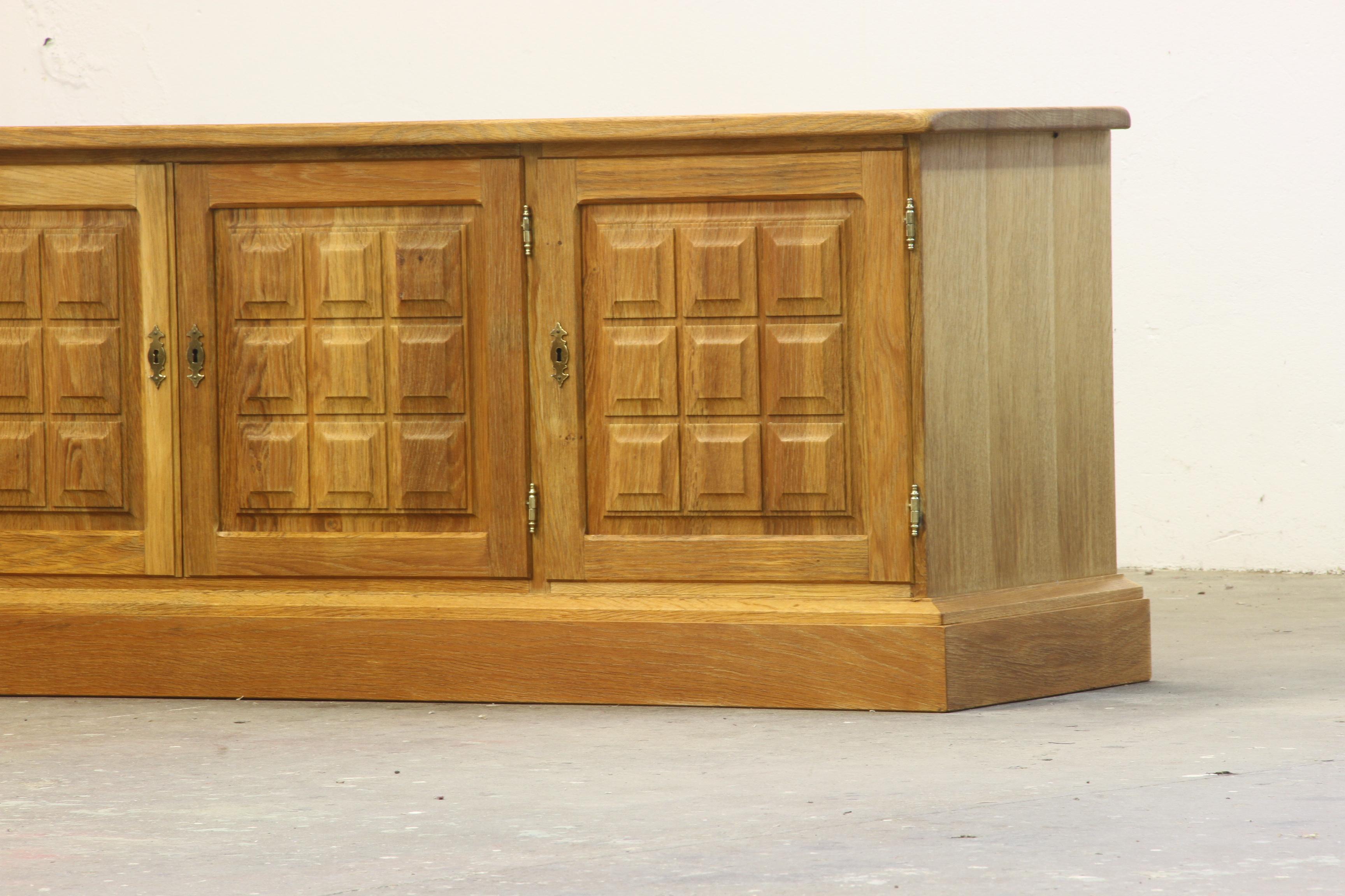 Mid-Century Modern Danish Brutalist Light Oak Low Sideboard 1960/70s For Sale