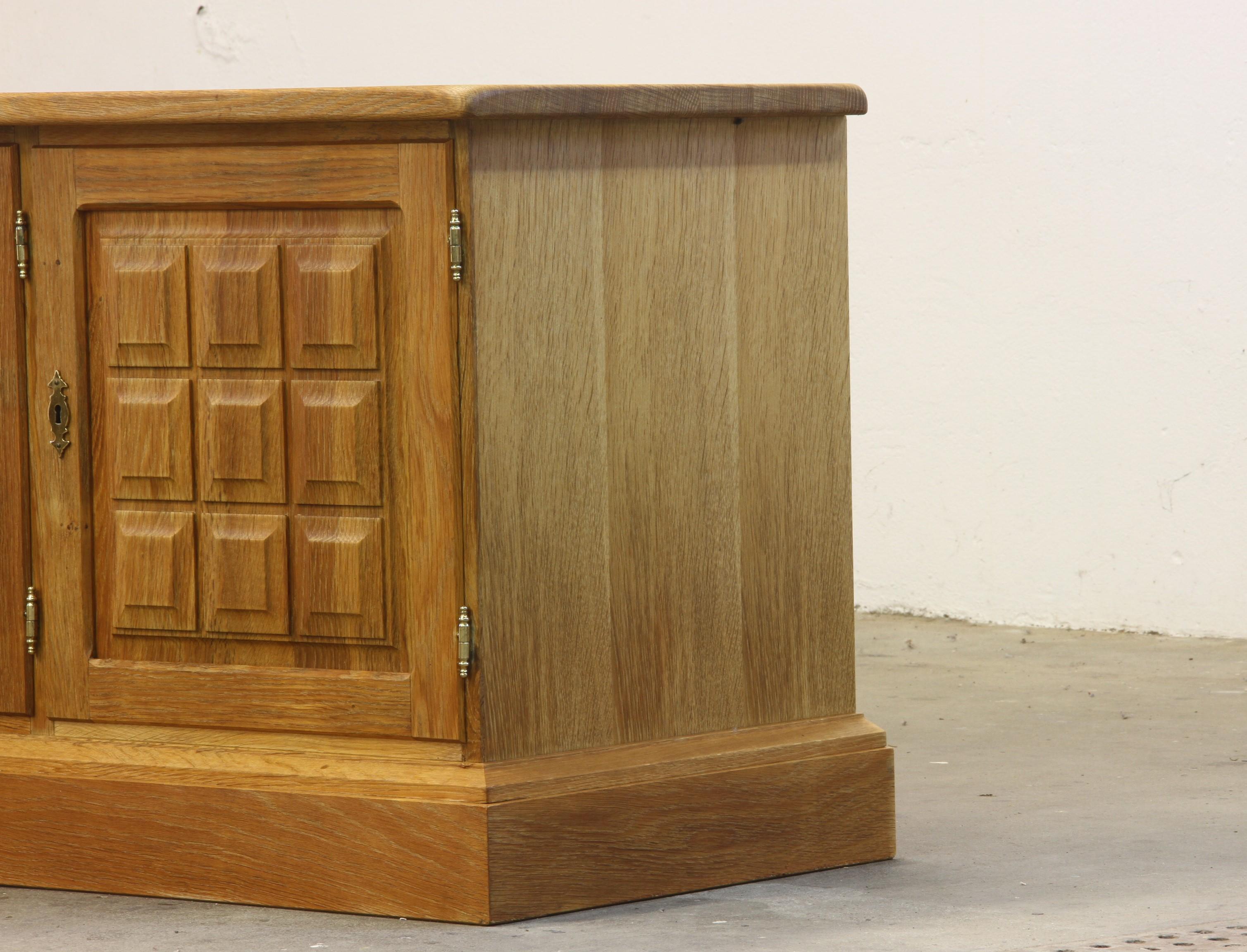 Danish Brutalist Light Oak Low Sideboard 1960/70s For Sale 3