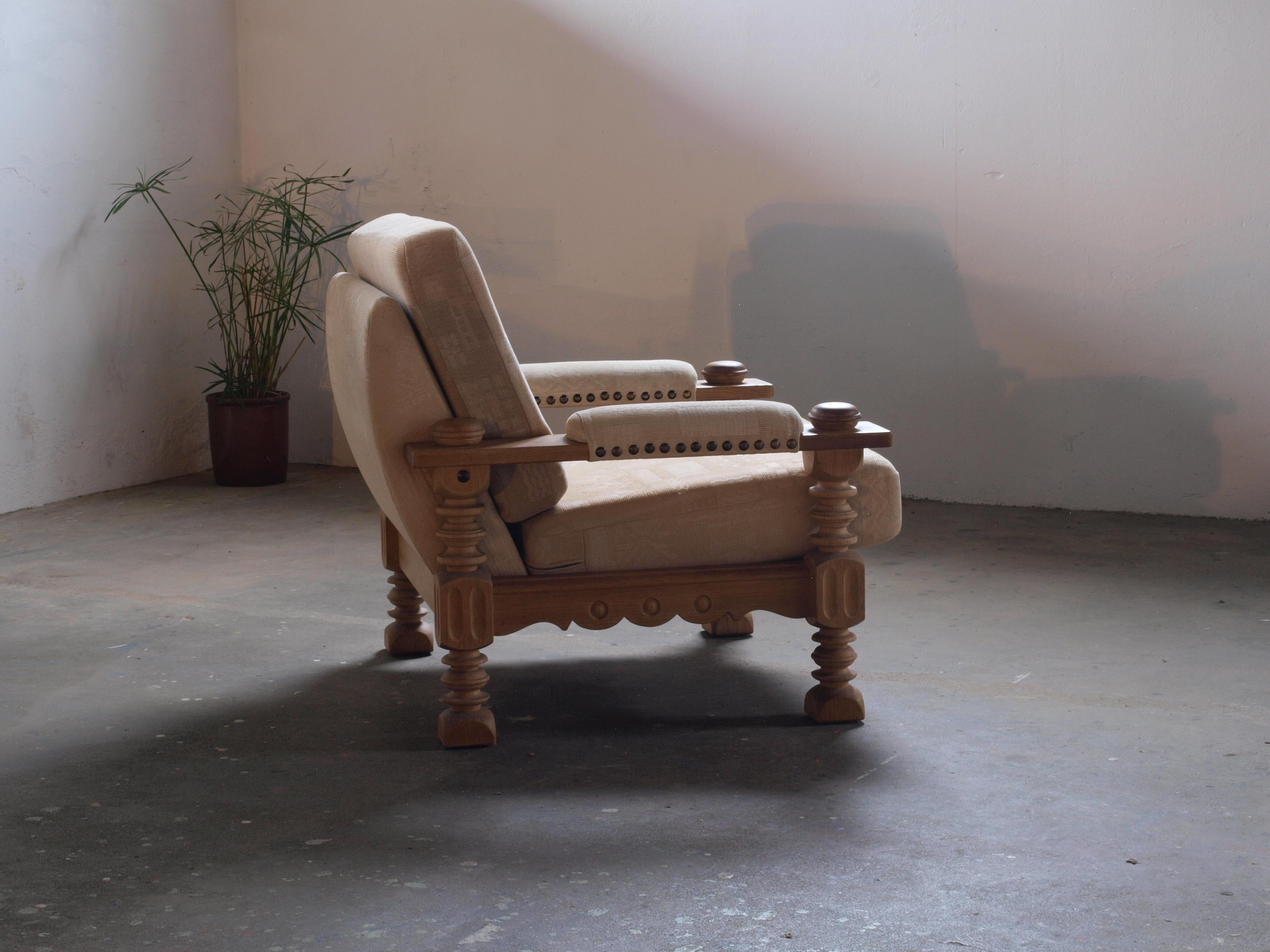 Danish Brutalist Lounge Chair in Oak, Henning Kjærnulf, Denmark 1960s In Good Condition For Sale In Store Heddinge, DK