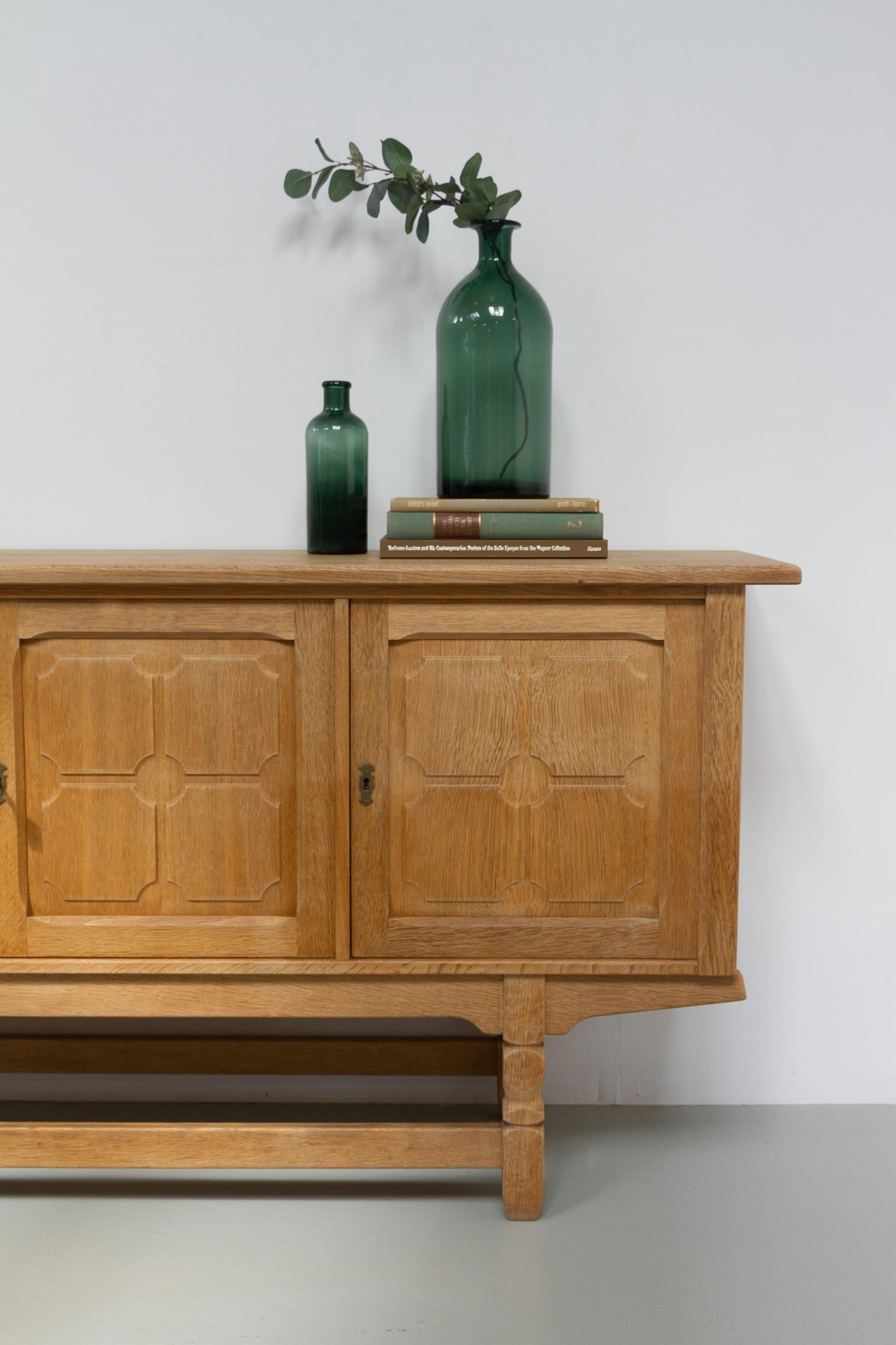 Danish Brutalist Low Oak Sideboard attributed to Henning Kjærnulf, 1960s. For Sale 15