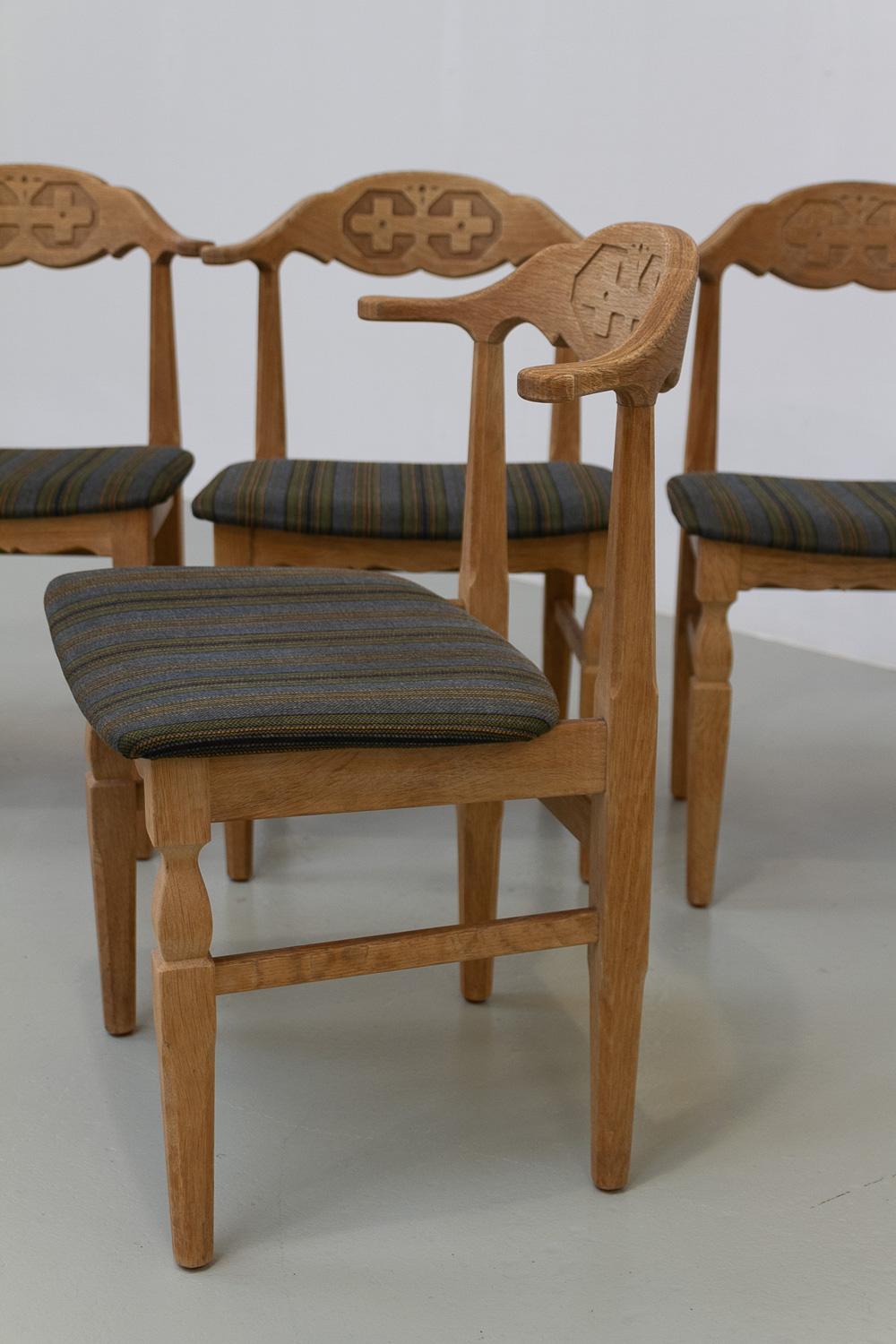 Sedie da pranzo danesi brutaliste in Oak di Henning Kjærnulf, anni '70. Set di 6 pezzi. in vendita 9