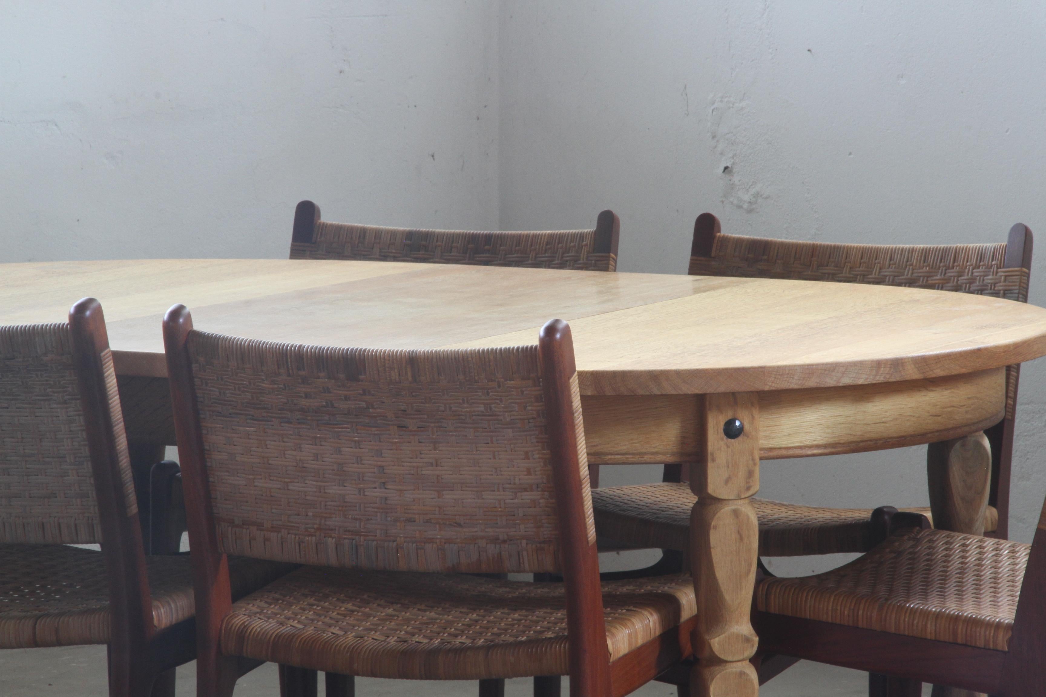 Danish Brutalist Oak Extending Dining Table in the style of Henning Kjærnulf, 19 For Sale 7