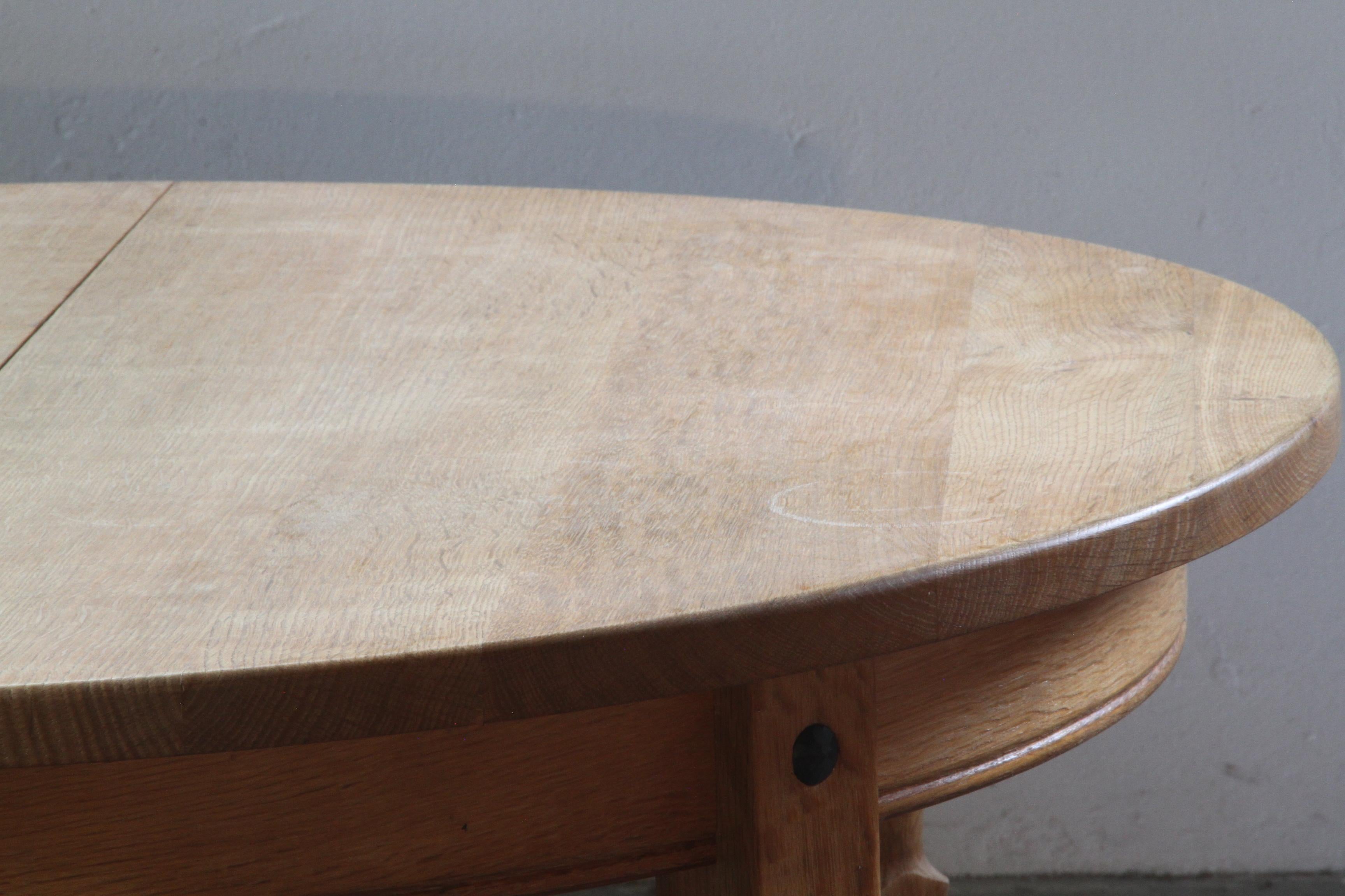 Danish Brutalist Oak Extending Dining Table in the style of Henning Kjærnulf, 19 For Sale 9