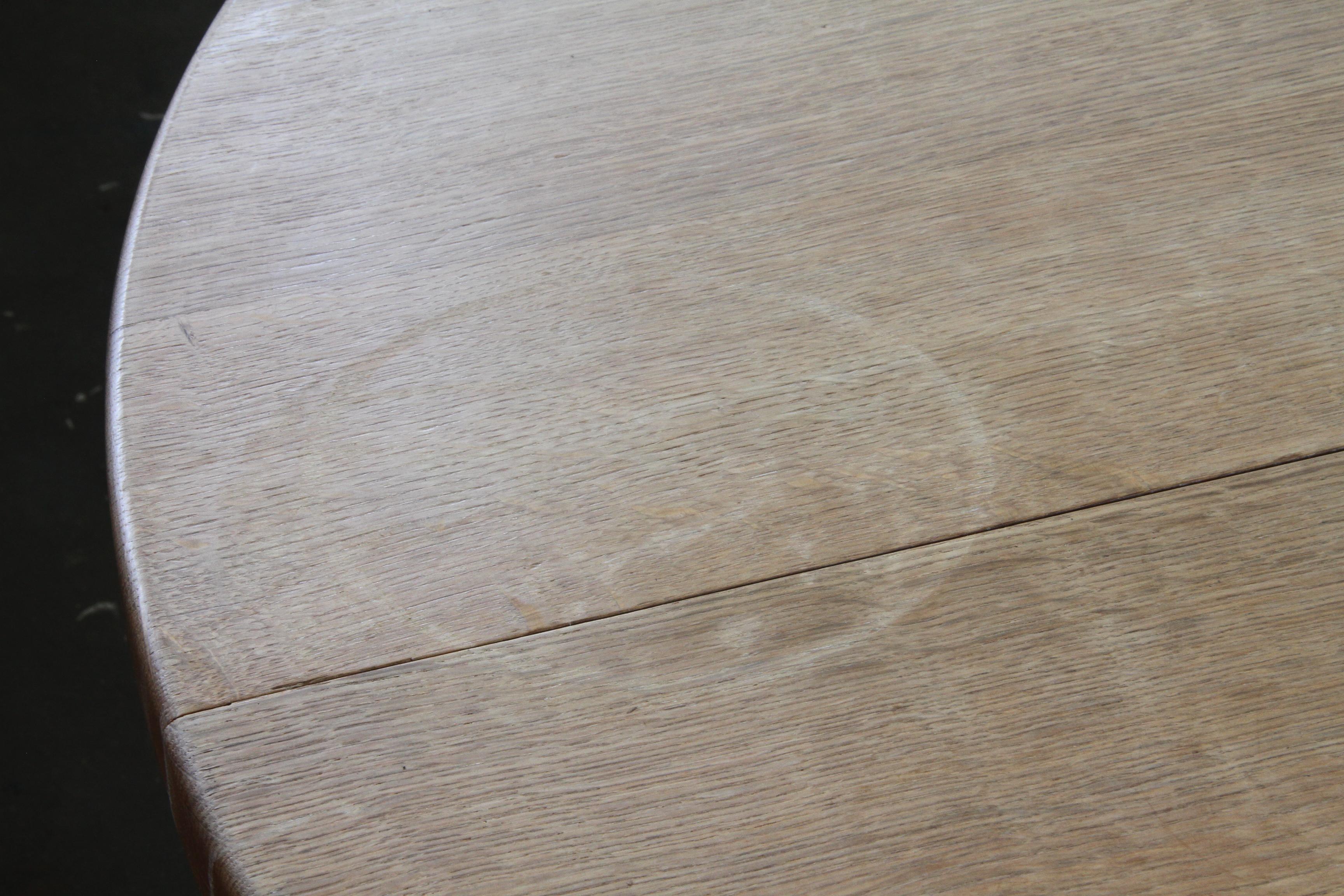 Danish Brutalist Oak Extending Dining Table in the style of Henning Kjærnulf, 19 For Sale 10