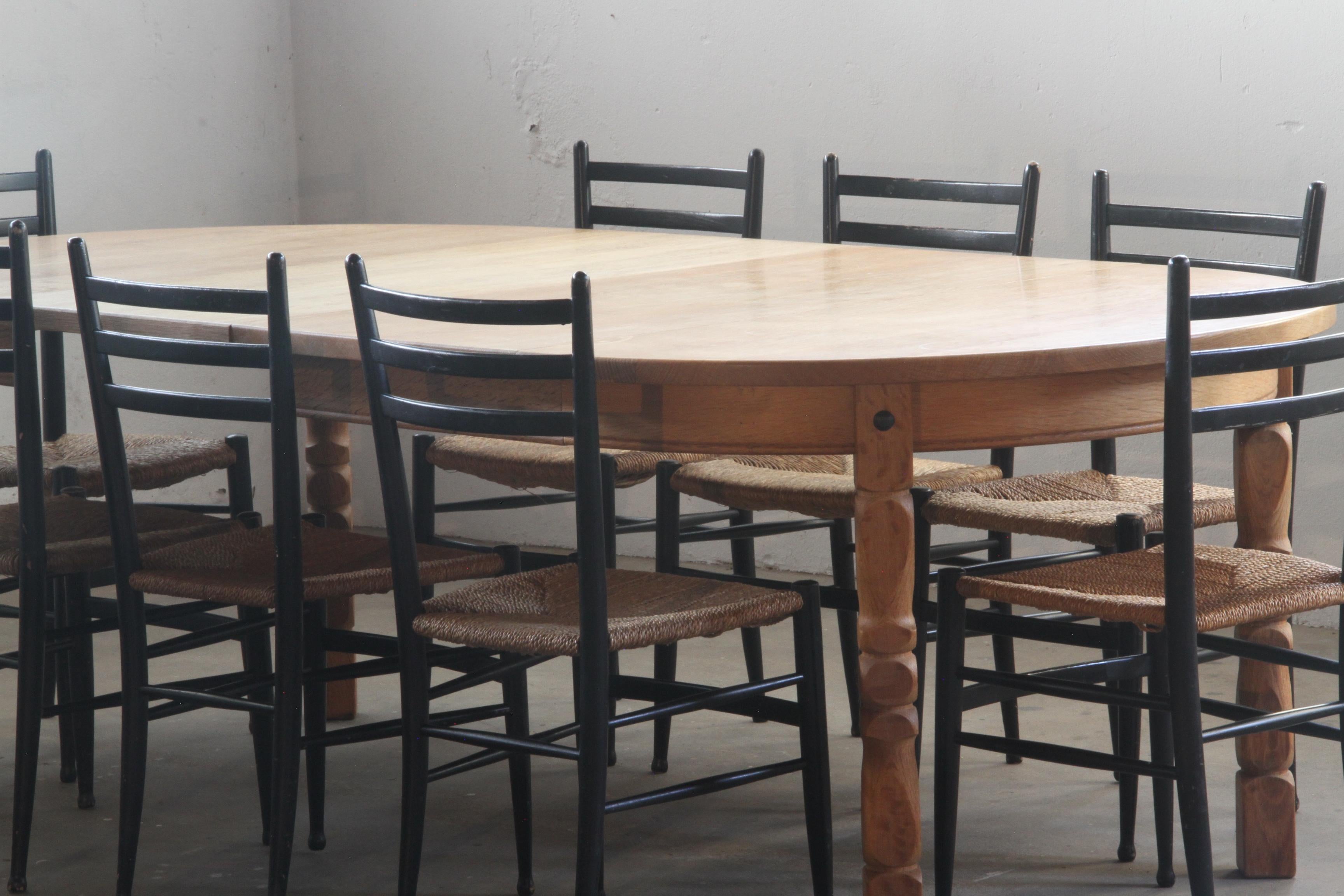 Danish Brutalist Oak Extending Dining Table in the style of Henning Kjærnulf, 19 For Sale 11