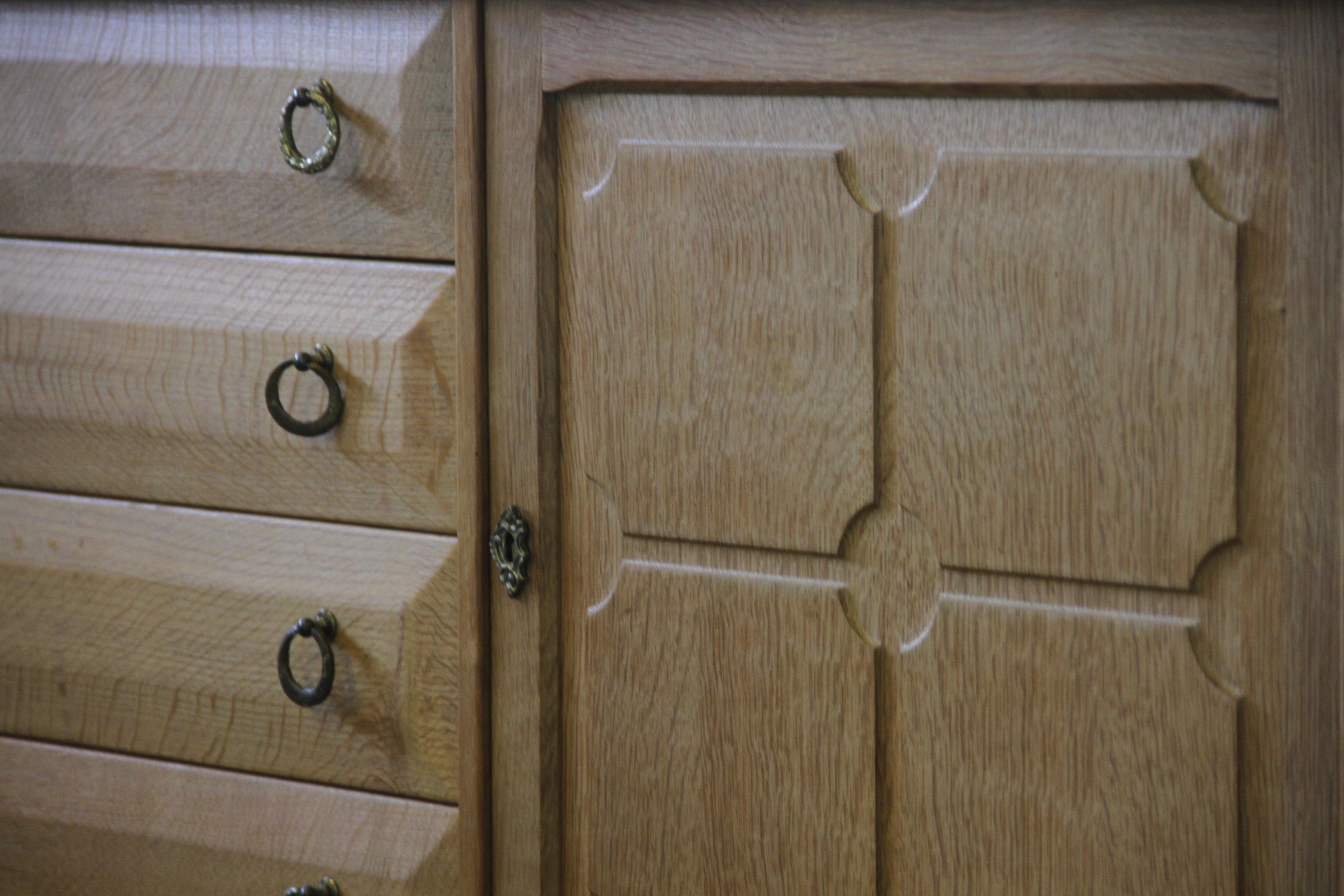 Danish Brutalist Oak Low Sideboard, credenza style of Henning Kjærnulf, 1970s For Sale 4