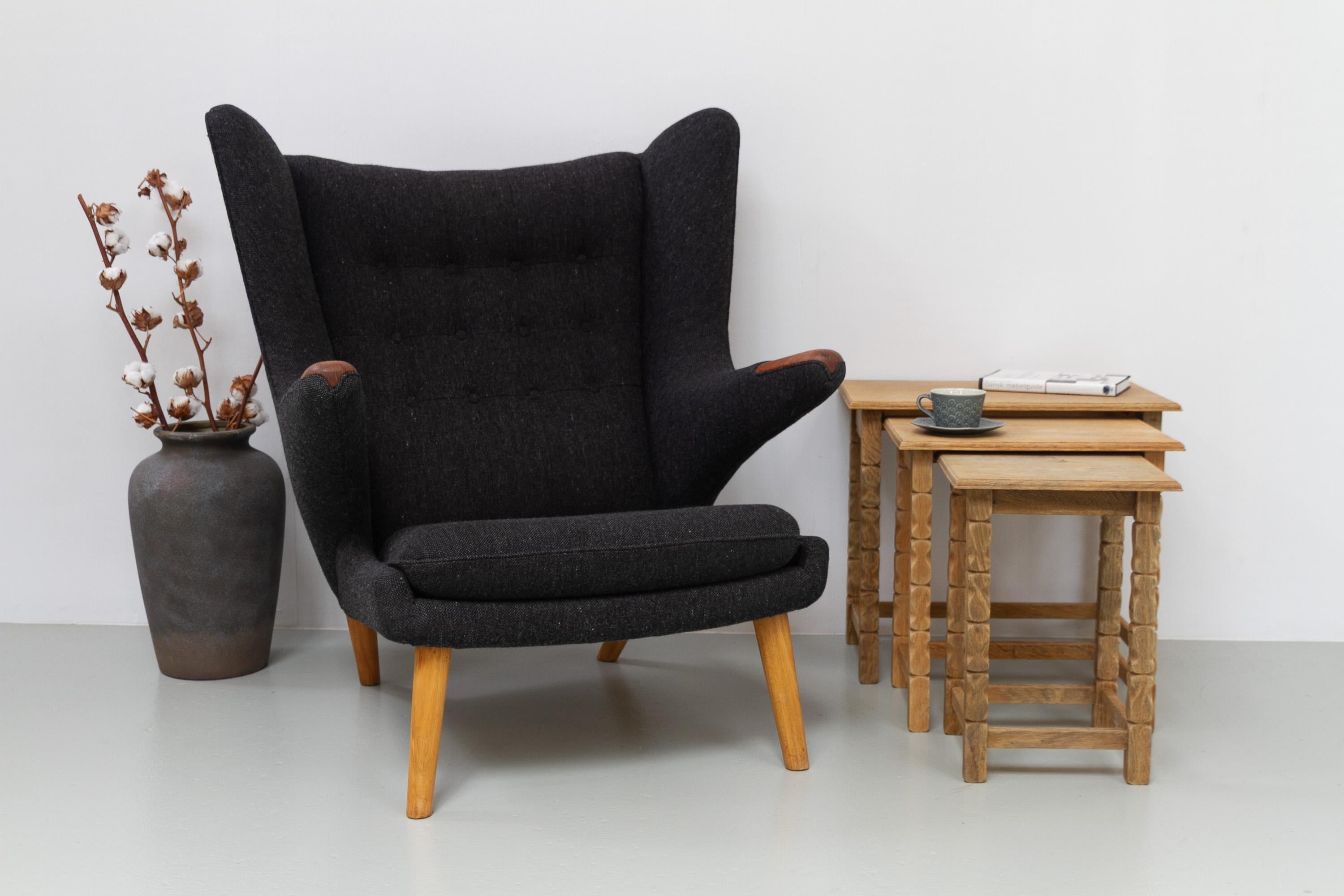 Danish Brutalist Oak Nesting Tables in Kjærnulf style, 1970s. Set of 3. in vendita 9