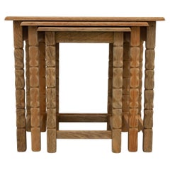 Stapeltische aus Holz