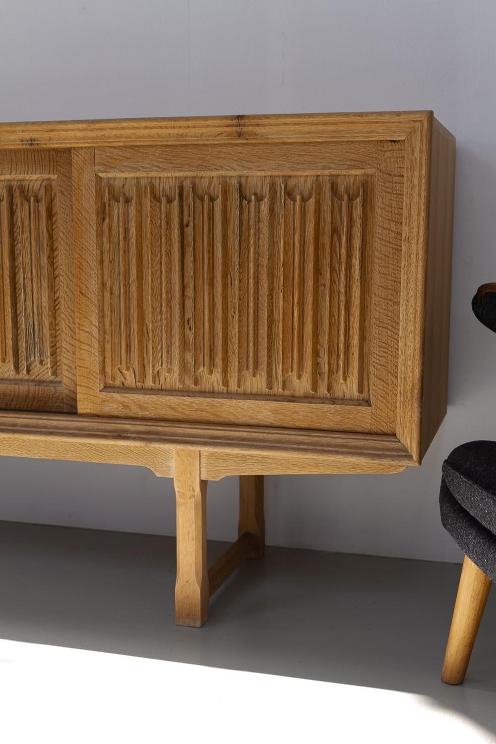 Danish Brutalist Oak Sideboard by Henning Kjærnulf for Nyrup Møbelfabrik, 1960s. For Sale 15