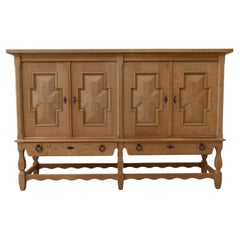 Dänisches brutalistisches Eichen-Sideboard von Henning Kjærnulf für Nyrup Møbelfabrik, 1960er Jahre.