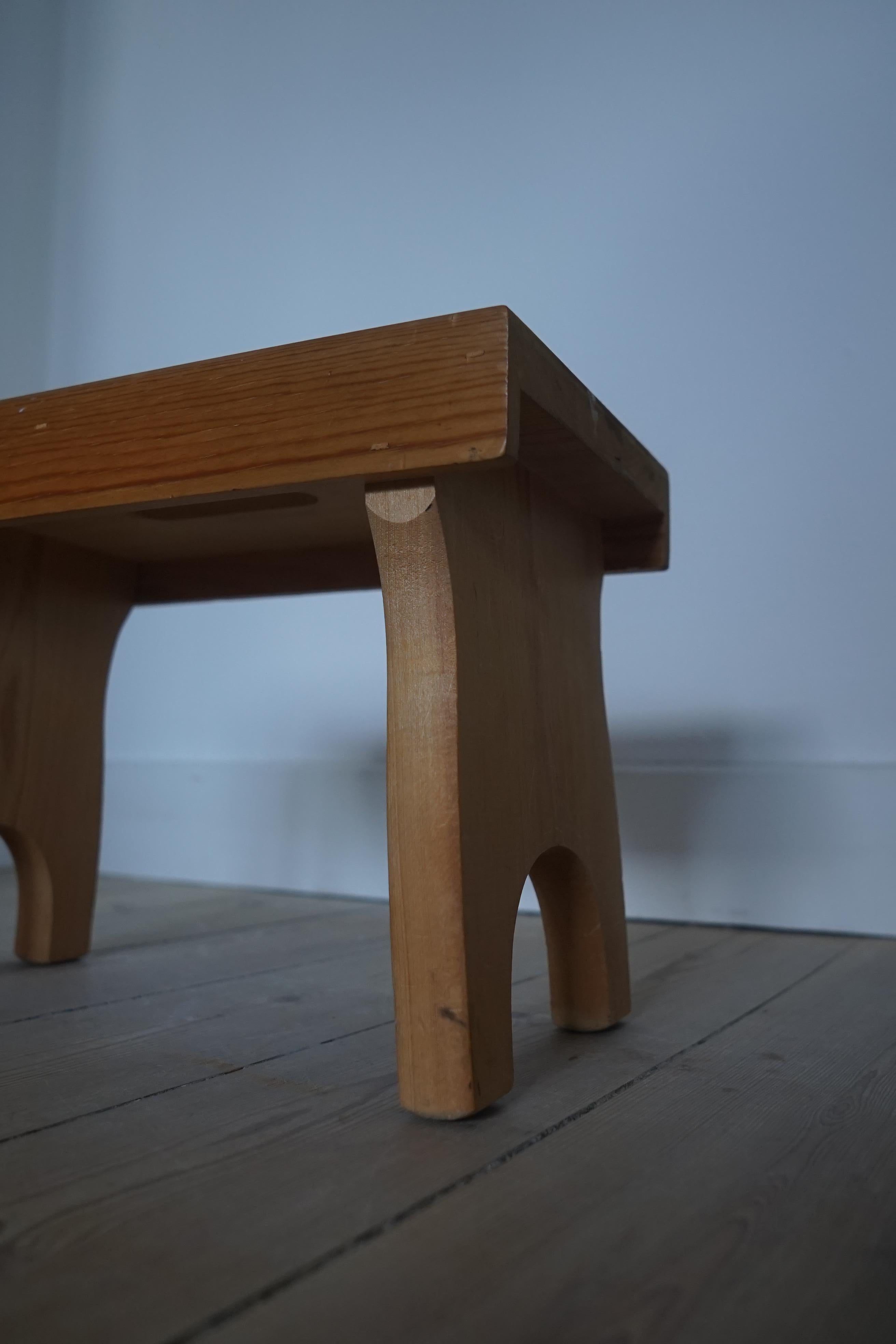 Danish Brutalist Pine Stool Wabi Sabi Style 1960s In Good Condition In Valby, 84