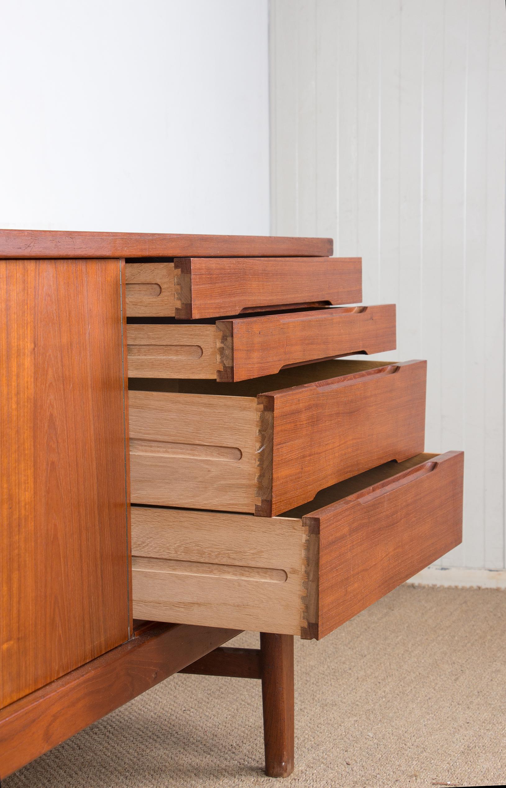 Danish Brutalist style sideboard in Solid Teak, Henning Kjaernulf/Vejle Stole 60 For Sale 5