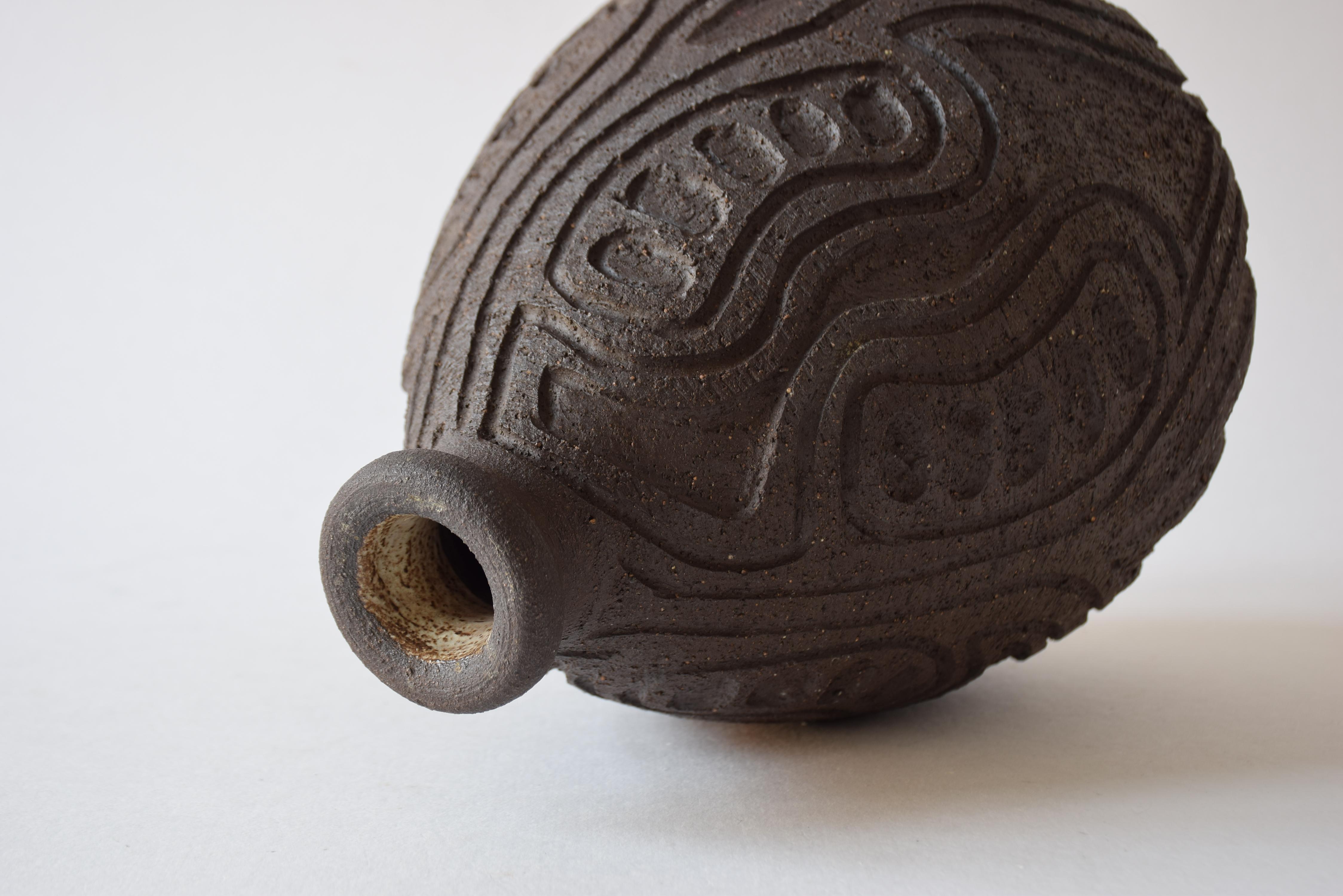 Danish Brutalist Tall Vase by Løvemose Unglazed Brown Ceramic Hand-carved Decor For Sale 2