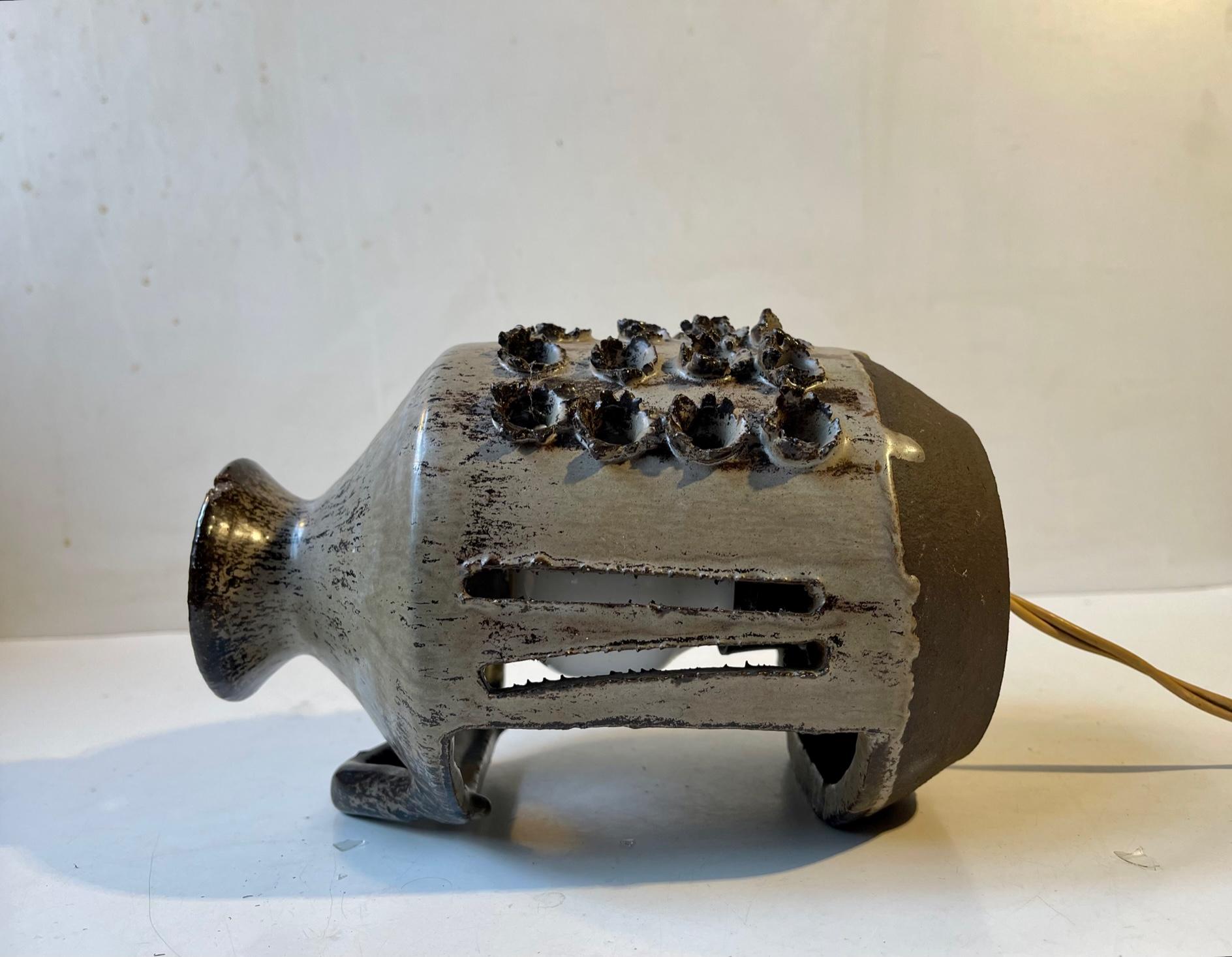 Fin du 20e siècle Lampe murale danoise brutaliste en grès émaillé, années 1970 en vente