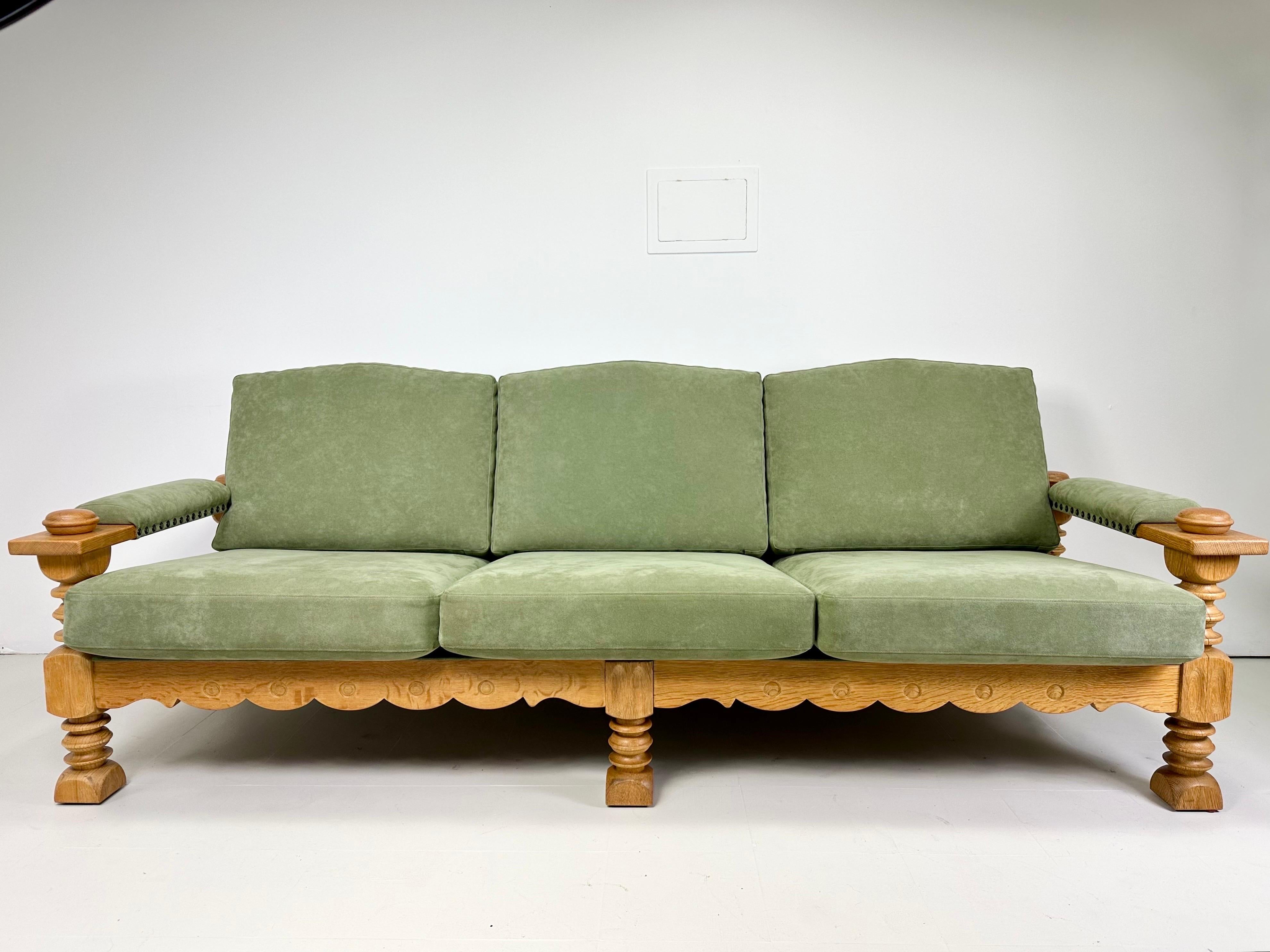 Danish Cabinet Maker Sofa  In Good Condition For Sale In Turners Falls, MA