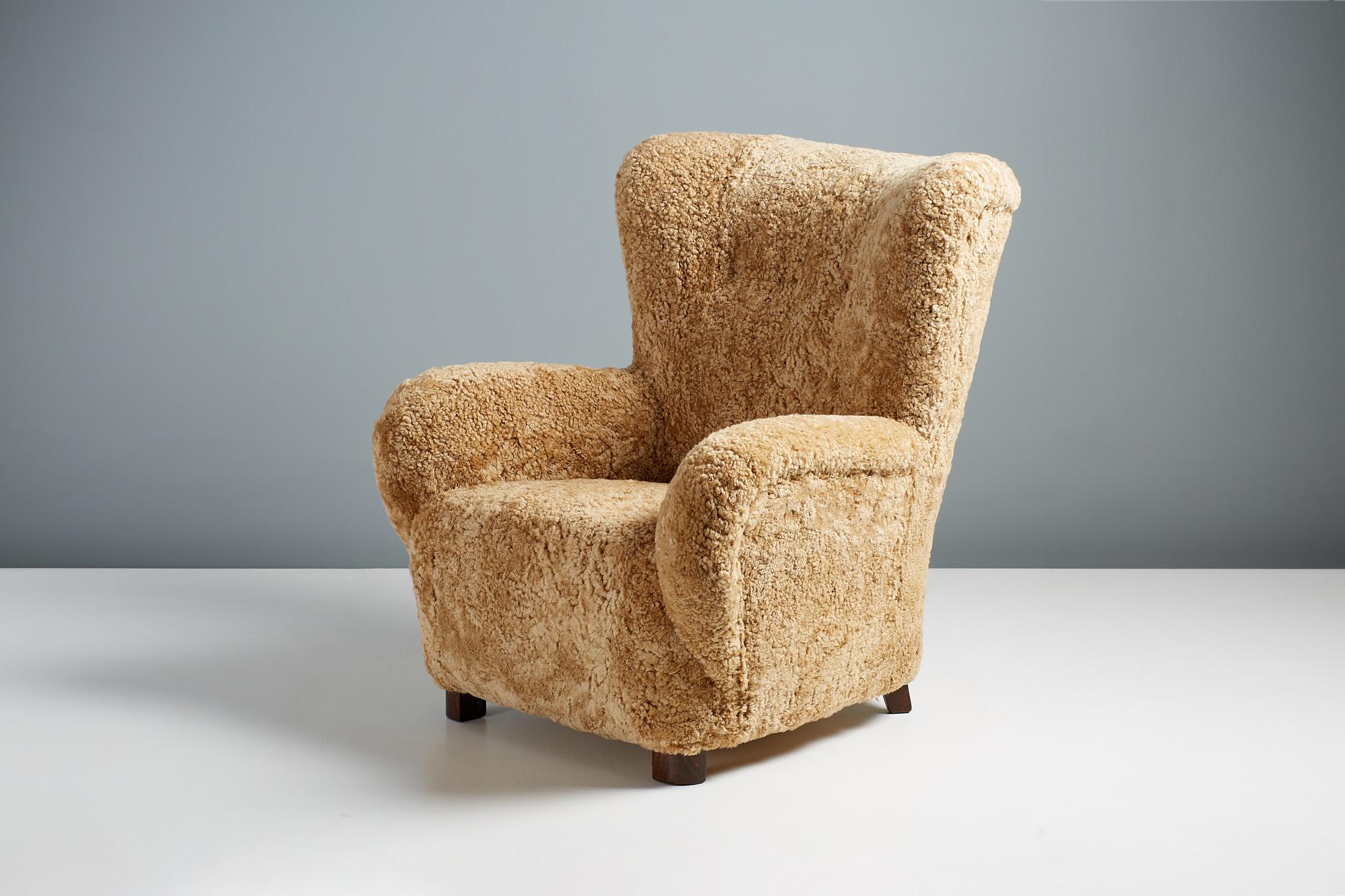 Danish Cabinetmaker 1940s Sheepskin Lounge Chair In Good Condition In London, GB