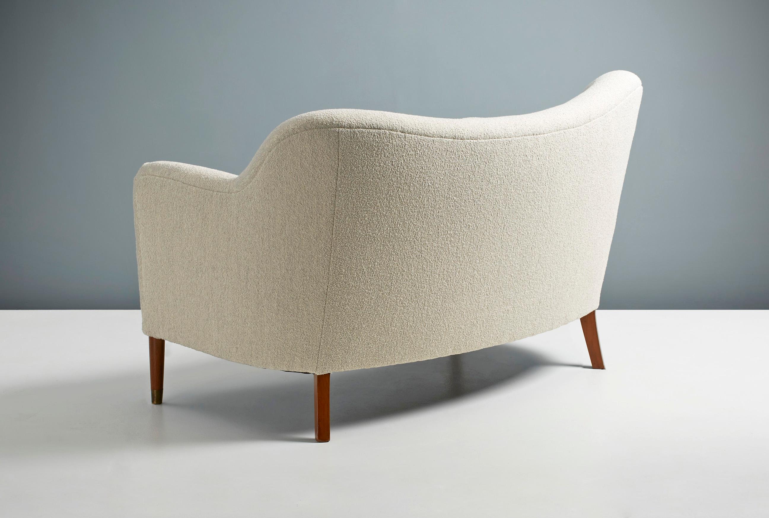 Mid-20th Century Danish Cabinetmaker 1950s Boucle Love Seat Sofa