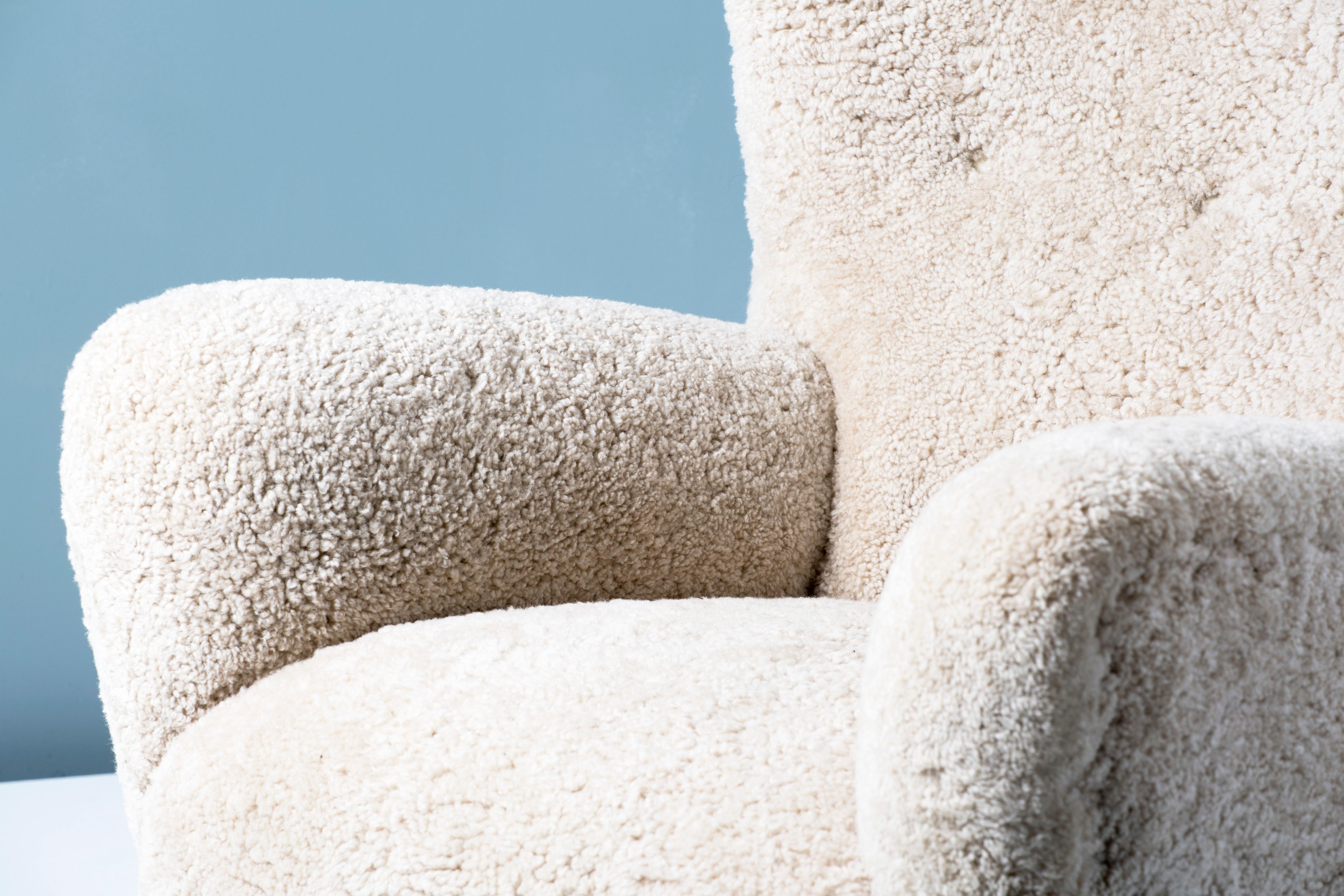 Danish Cabinetmaker 1950s Sheepskin Armchair In Excellent Condition In London, England