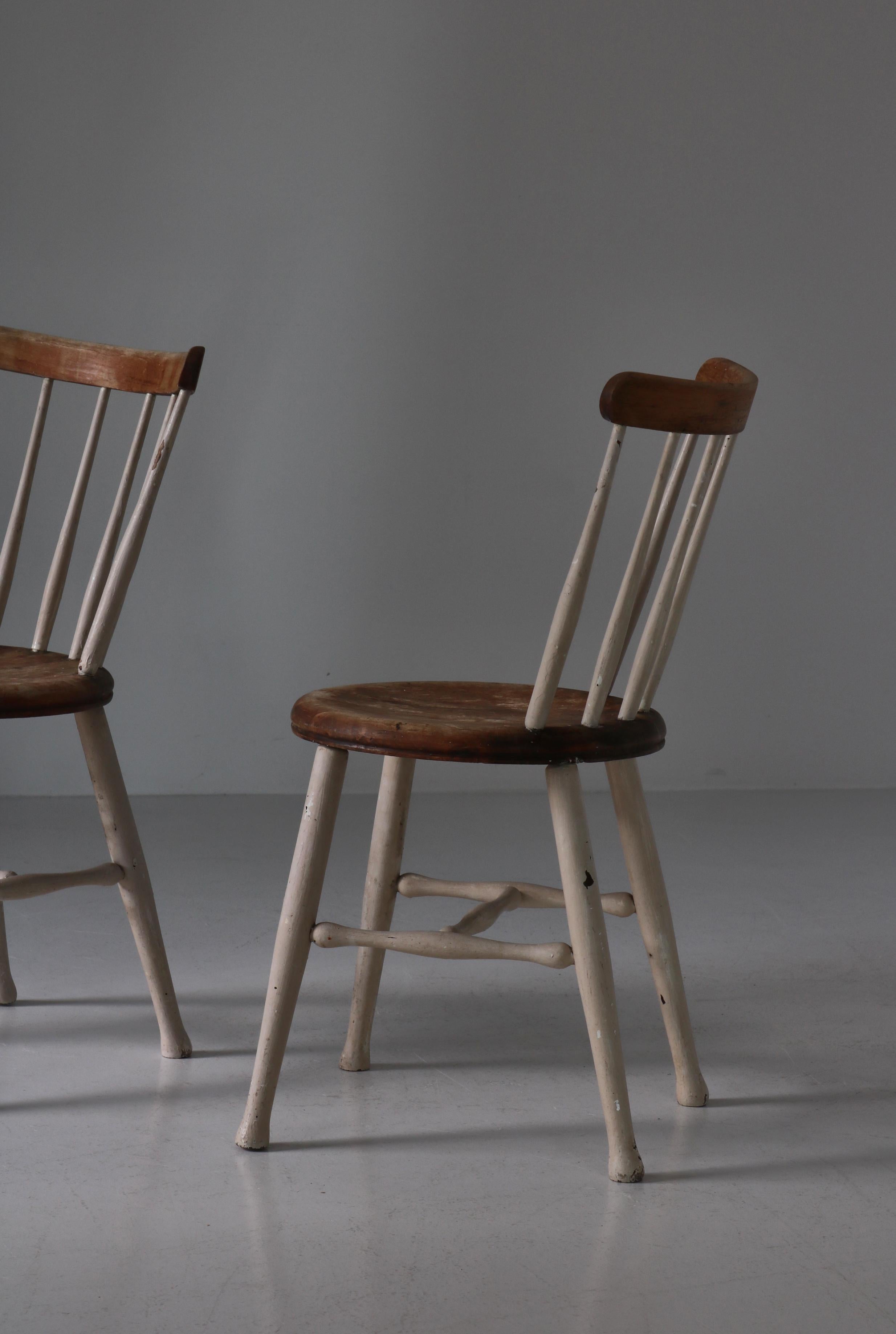 Danish Cabinetmaker Antique Folk Art Spindle Chairs, Early 20th Century In Fair Condition For Sale In Odense, DK