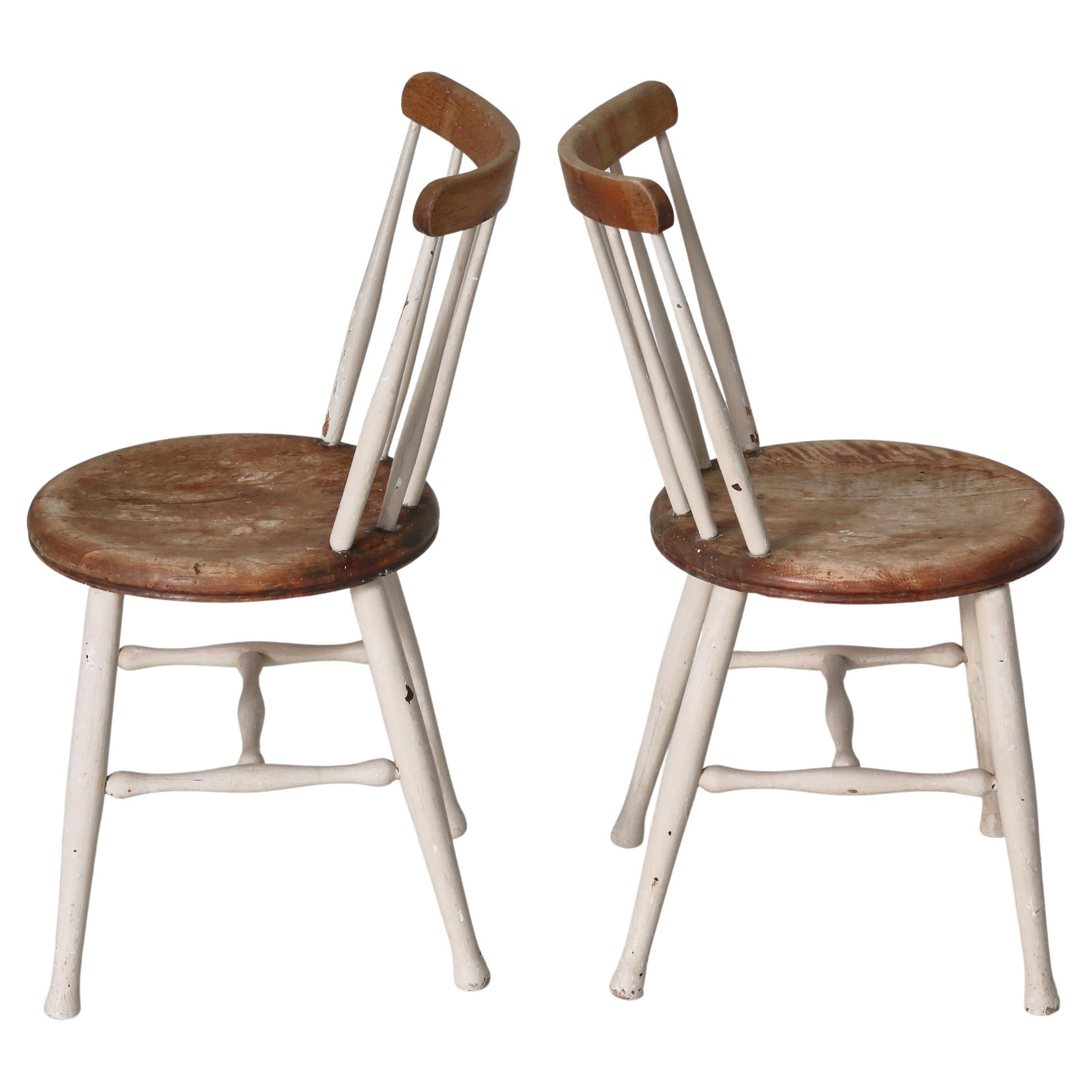 Danish Cabinetmaker Antique Folk Art Spindle Chairs, Early 20th Century For Sale