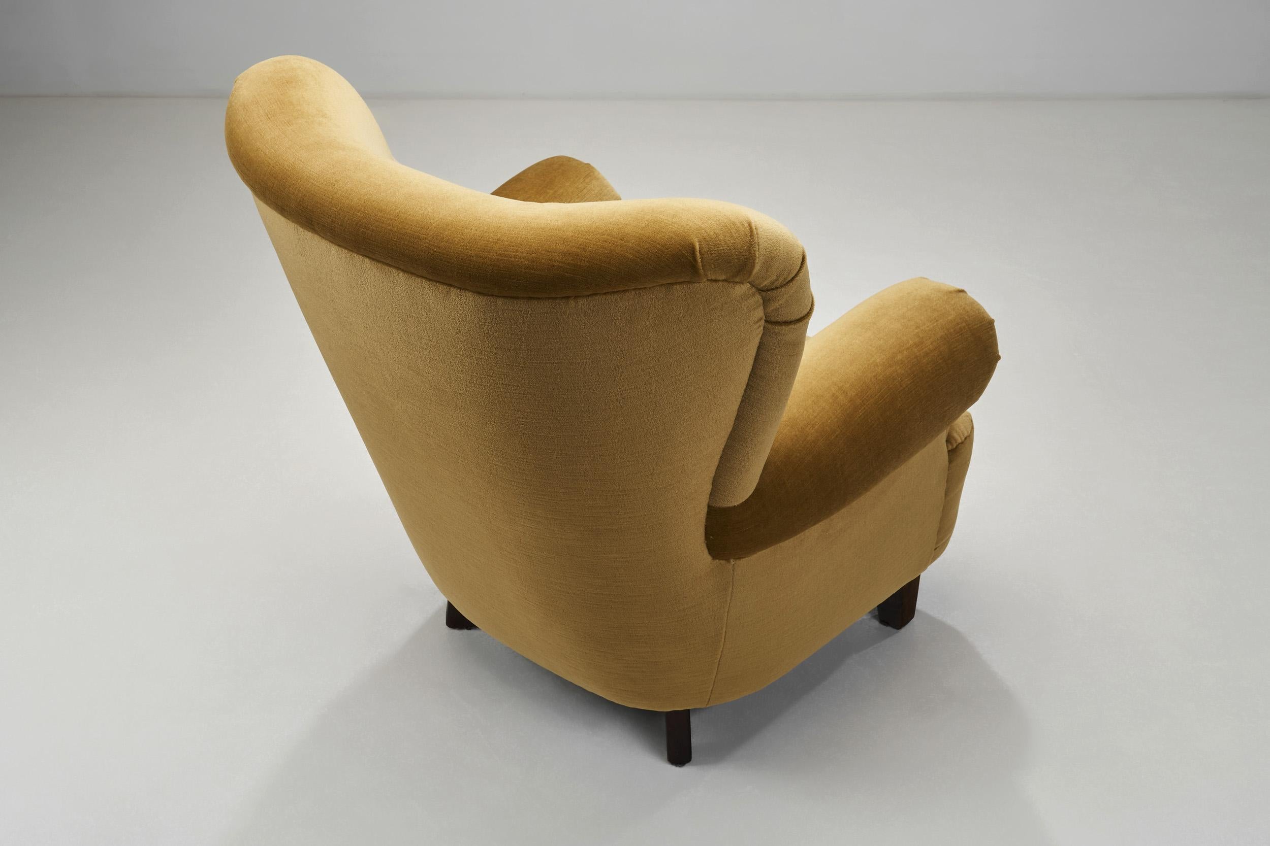 Fabric Danish Cabinetmaker Armchair with Beech Legs, Denmark ca 1940s For Sale