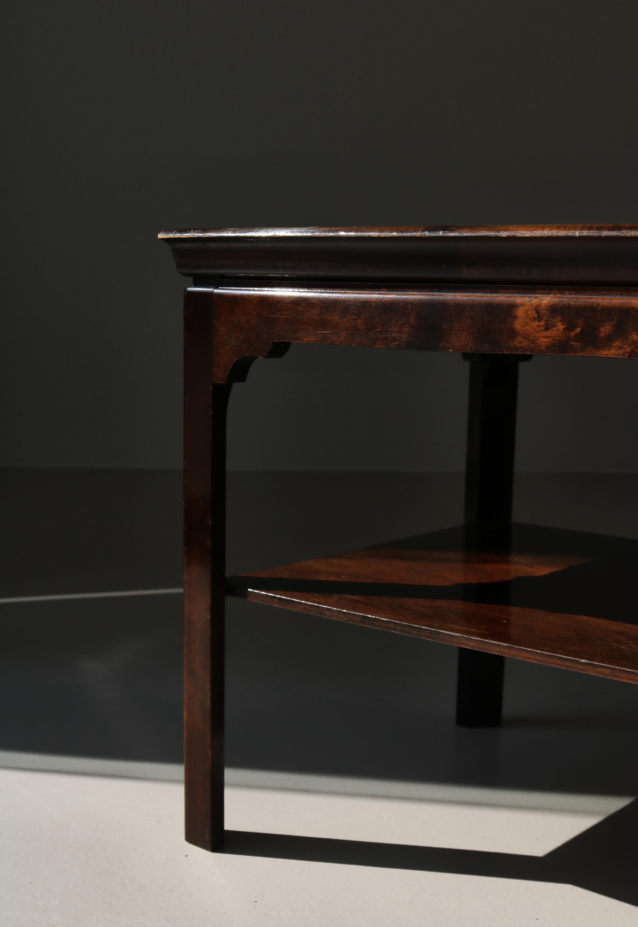 Dänischer Schreiner, Art déco-Beistelltisch aus gebeizter Birke und Keramikfliesen, 1930er Jahre im Angebot 9