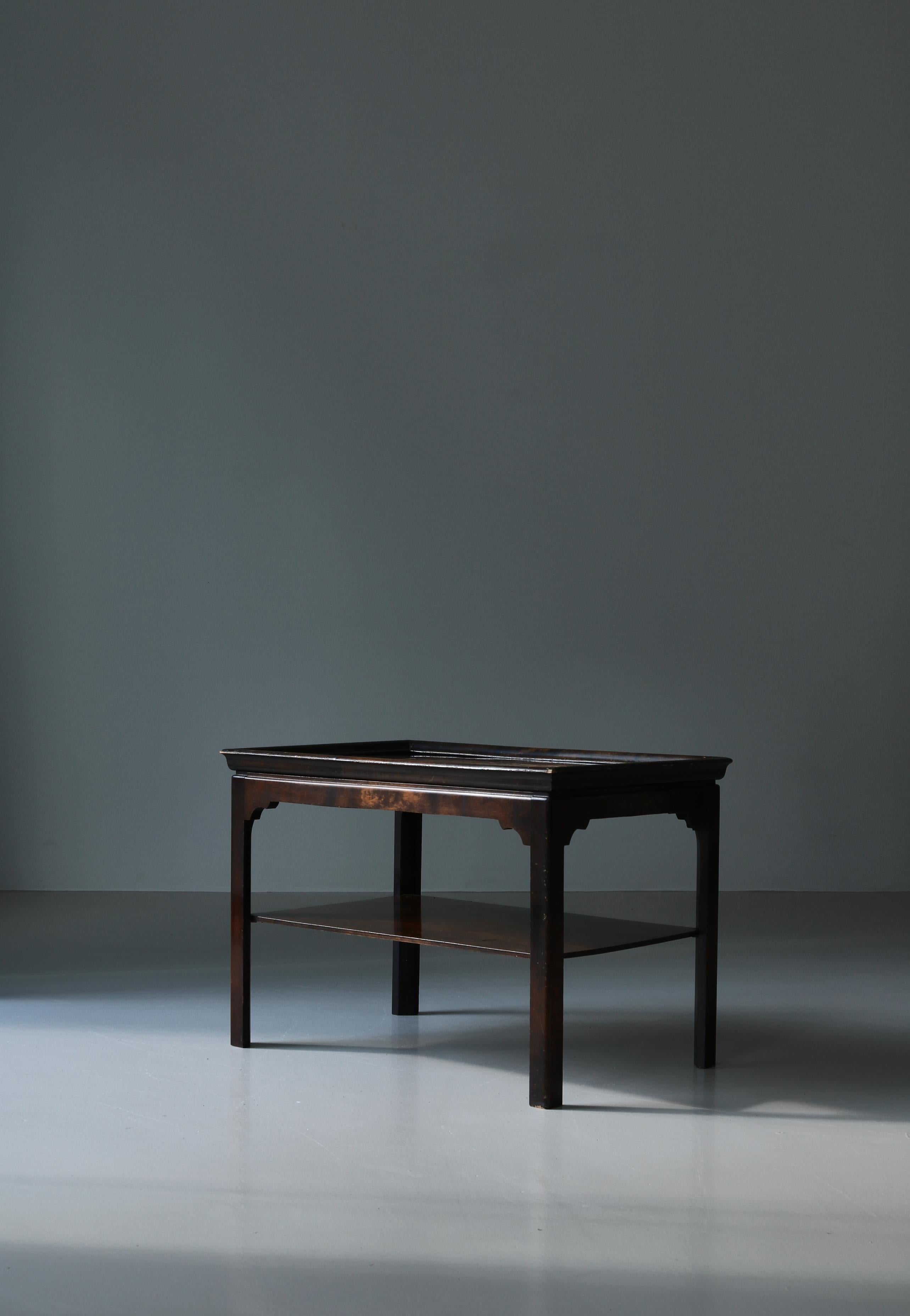 Dänischer Schreiner, Art déco-Beistelltisch aus gebeizter Birke und Keramikfliesen, 1930er Jahre im Angebot 2