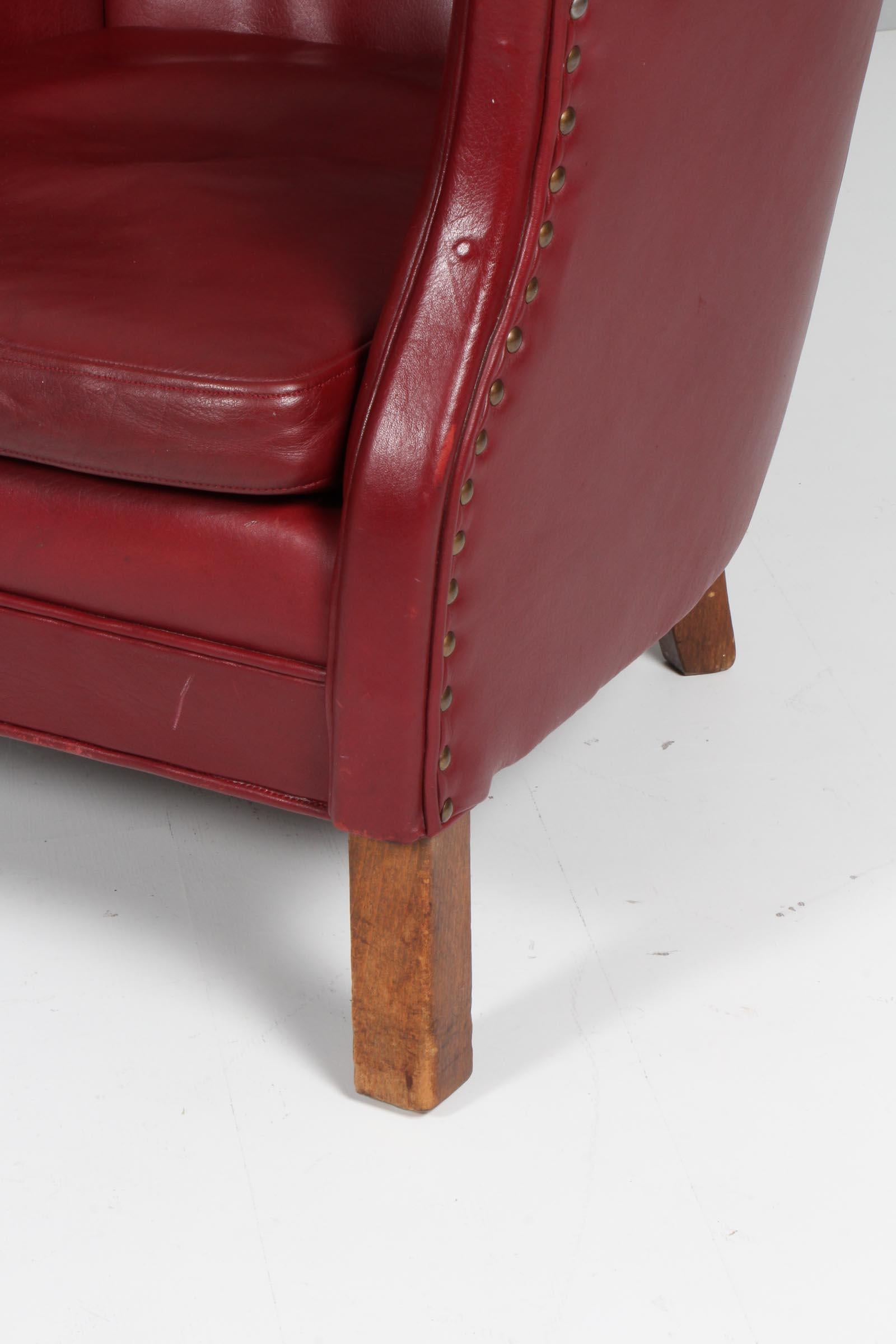 Danish Cabinetmaker Club Chair in Original red Leather, 1940s In Good Condition In Esbjerg, DK
