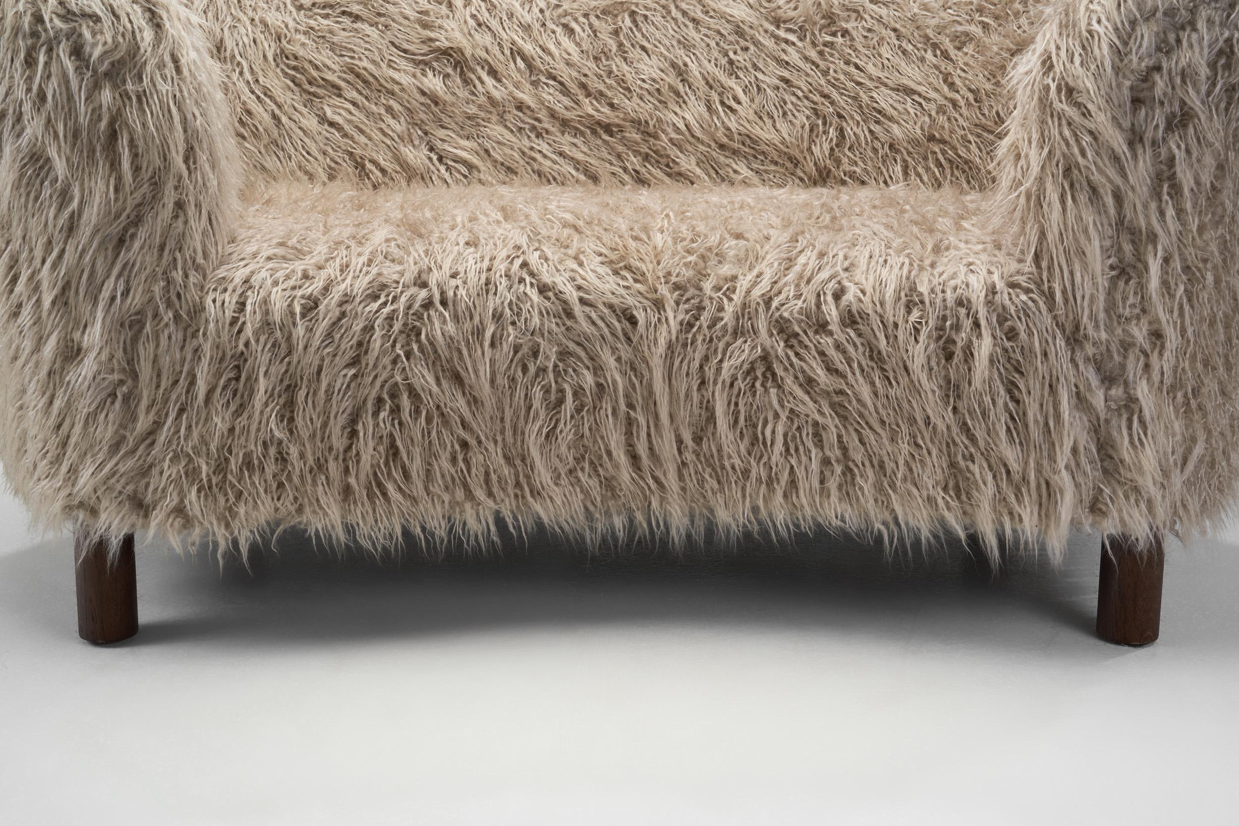 Dänisches geschwungenes Sofa aus taupefarbenem Kunstleder von Schreiner, Dänemark, ca. 1950er Jahre im Angebot 5