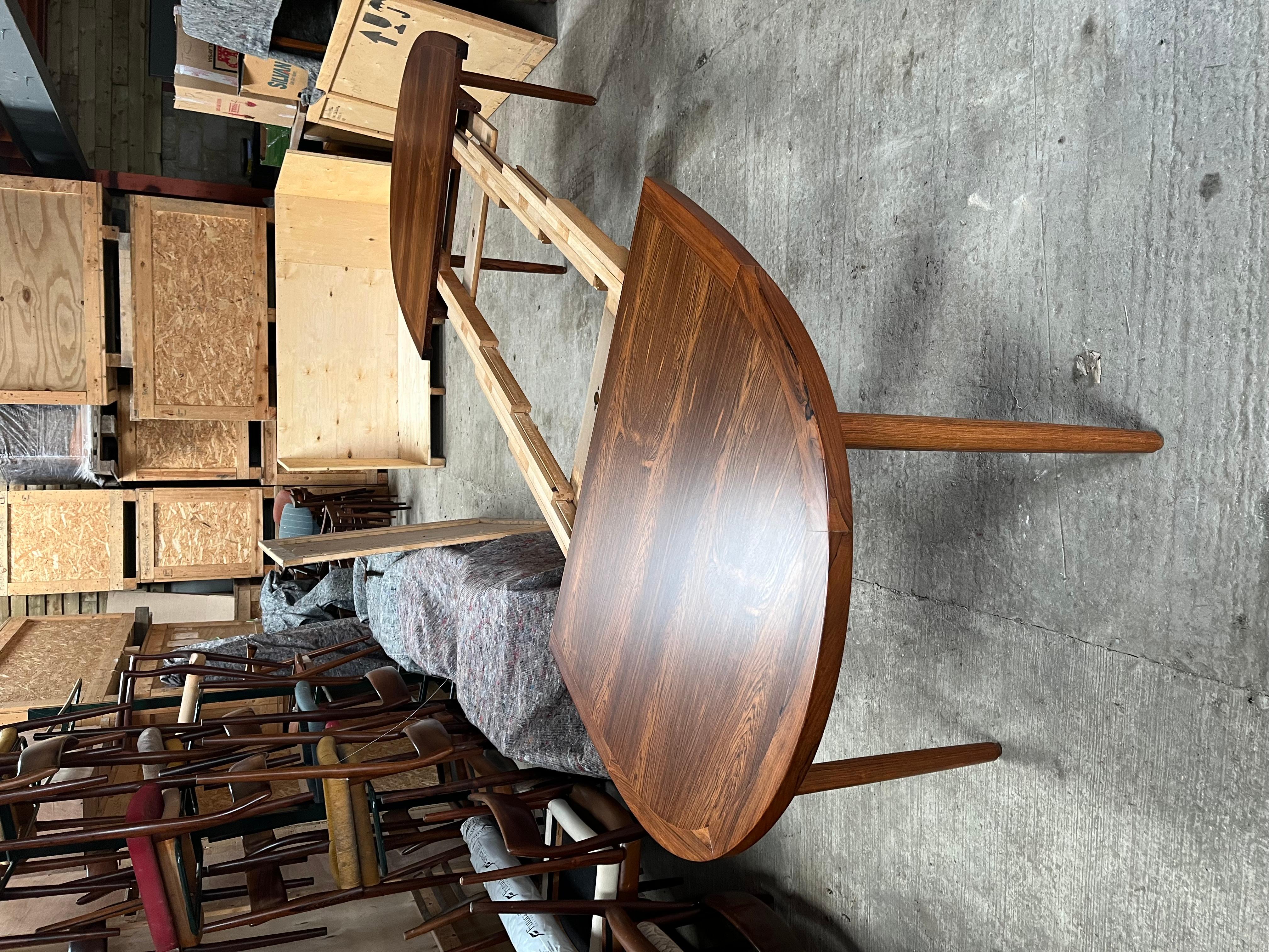 Table de salle à manger danoise extensible à 350 cm  pour 12/14 places en vente 4